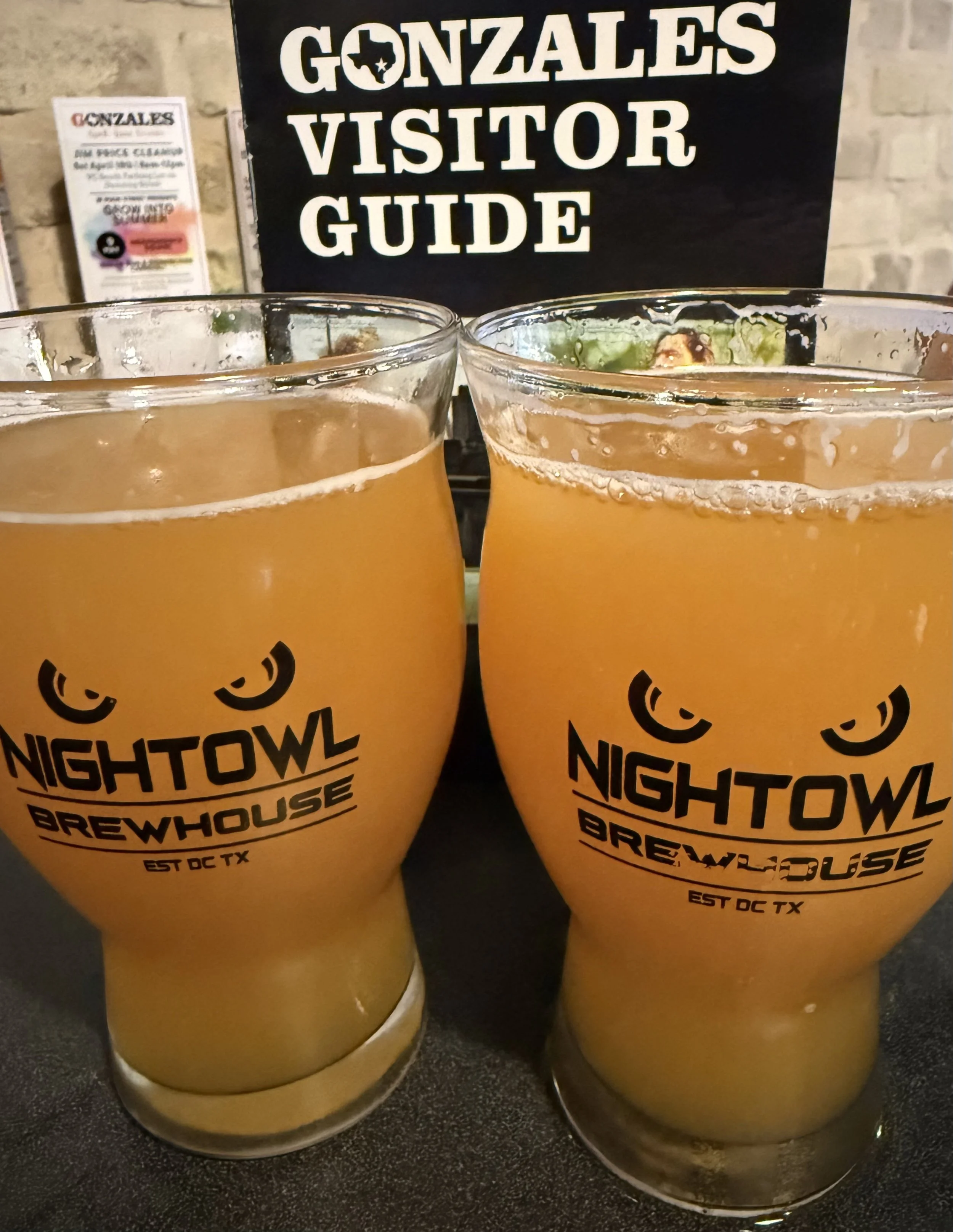 "SideSteps" Strawberry Kiwi Weissbier