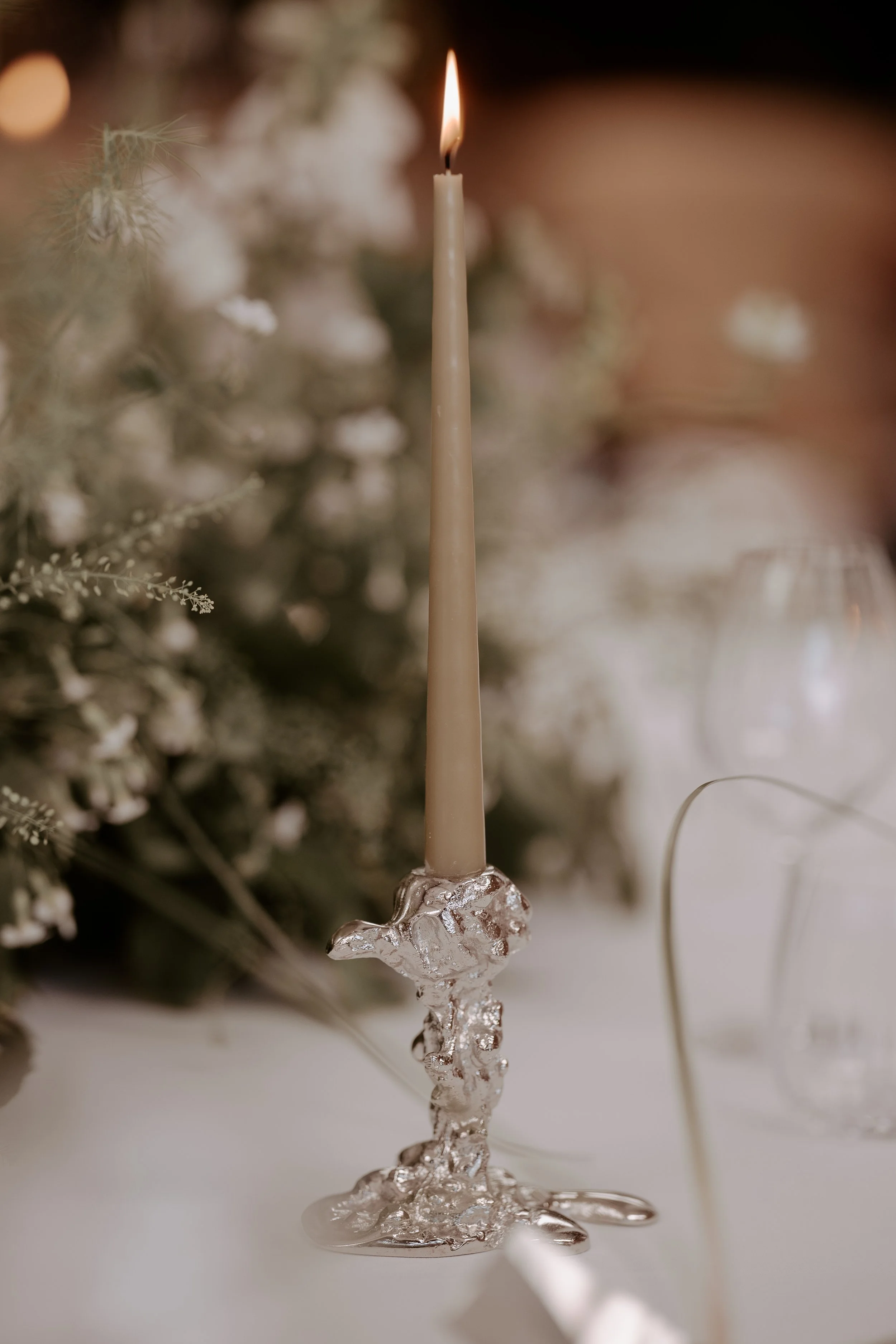 modern wedding design by Darcey Floralscapes