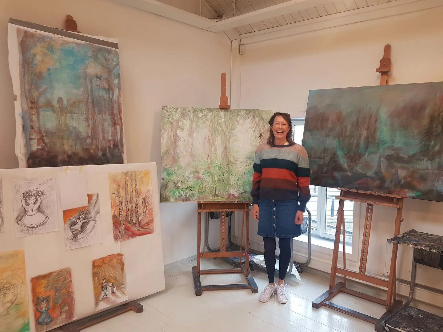 Hei, Ann Cecilie her! Velkommen til min nye Instagram konto☀️ Her kommer jeg til &aring; legge ut all kunst fremover, s&aring; f&oslash;lg med! Ta kontakt med meg hvis du er nysgjerrig p&aring; et bilde eller &oslash;nsker pris/ kj&oslash;pe ✉️ cilad