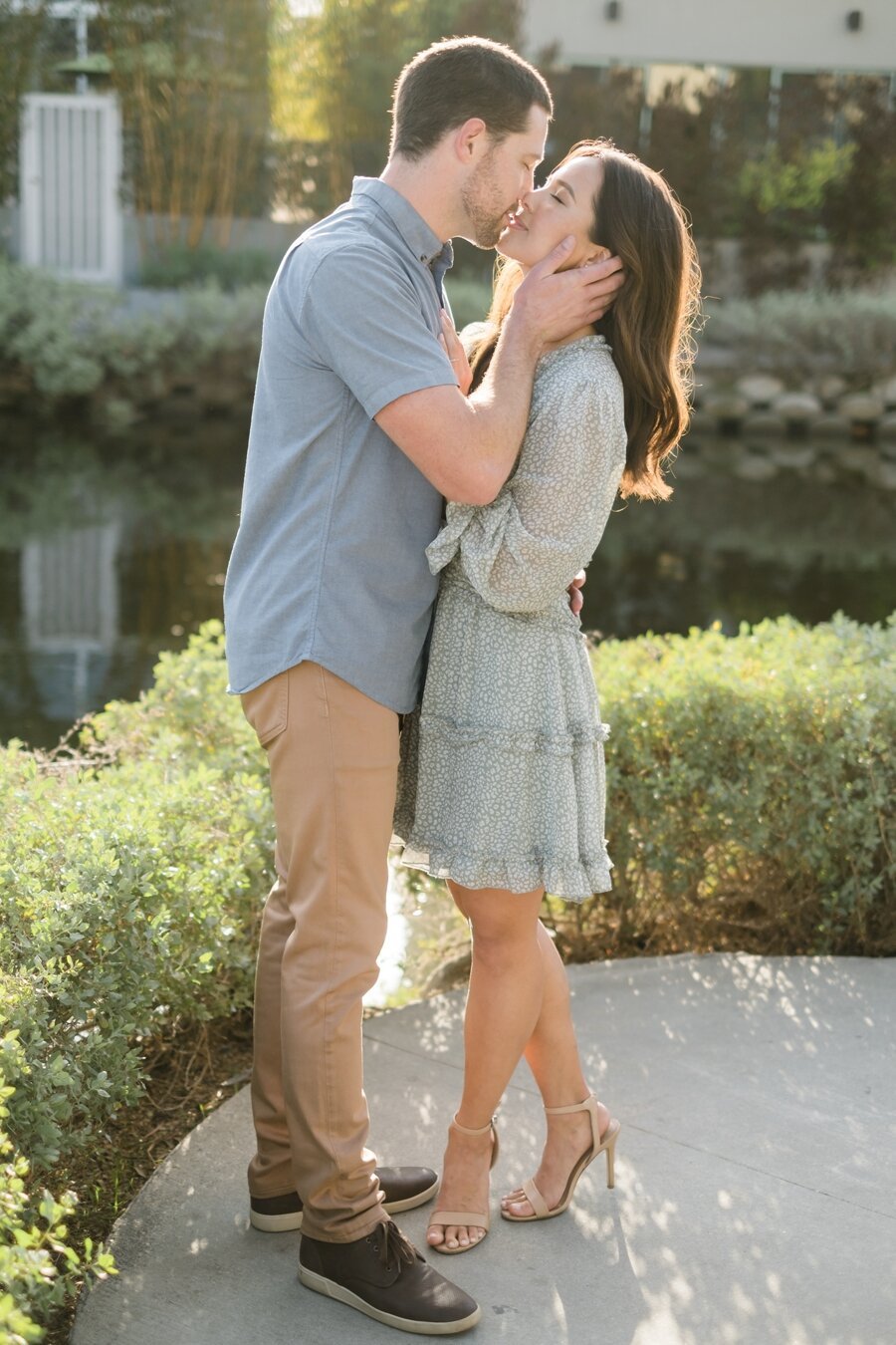 Venice-Beach-Canals-Engagement-Session-Taylor-Kinzie-Photography_1261.jpg