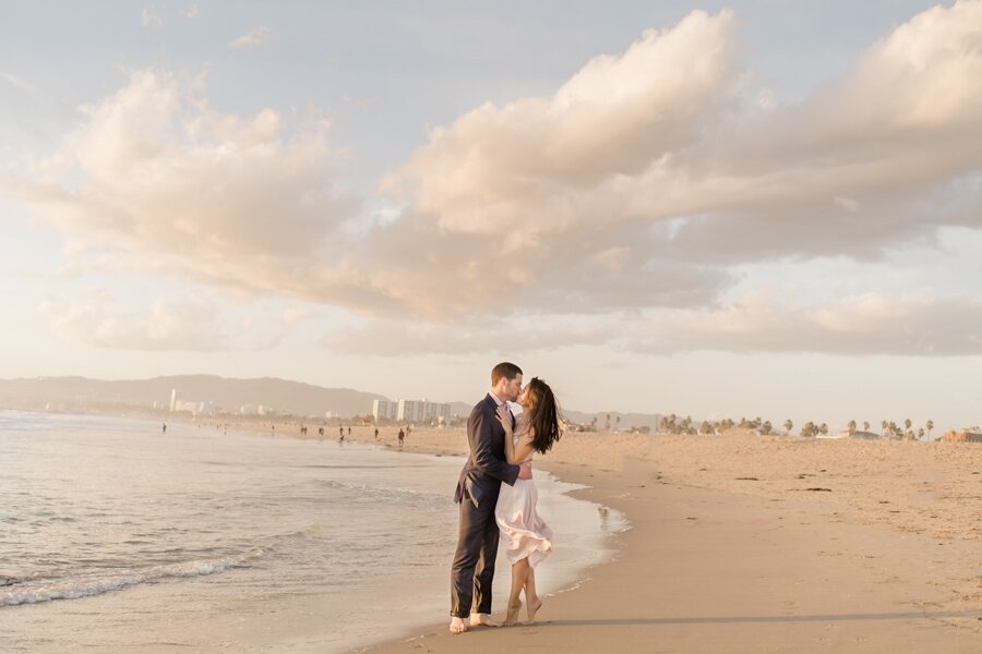 Venice-Beach-Canals-Engagement-Session-Taylor-Kinzie-Photography_1305.jpg