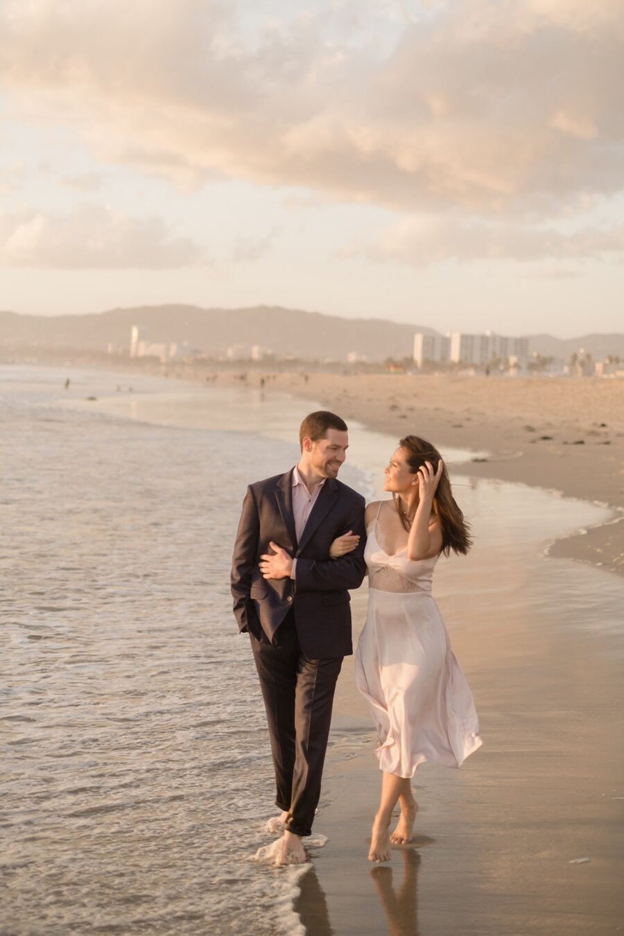 Venice-Beach-Canals-Engagement-Session-Taylor-Kinzie-Photography_1307.jpg