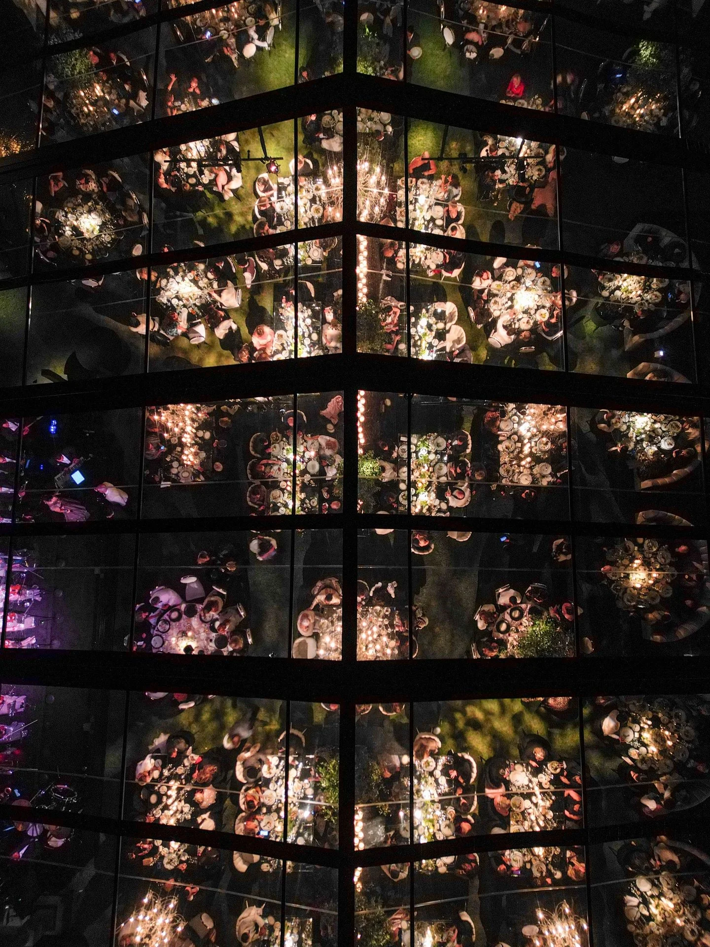 Night 2 @engagesummits Recap! 

I wish I could put into words the way it felt walking into this jaw dropping space for the first time. The drama, the intrigue, the decadent details&hellip; it all overwhelmed the senses in a way that felt more like a 