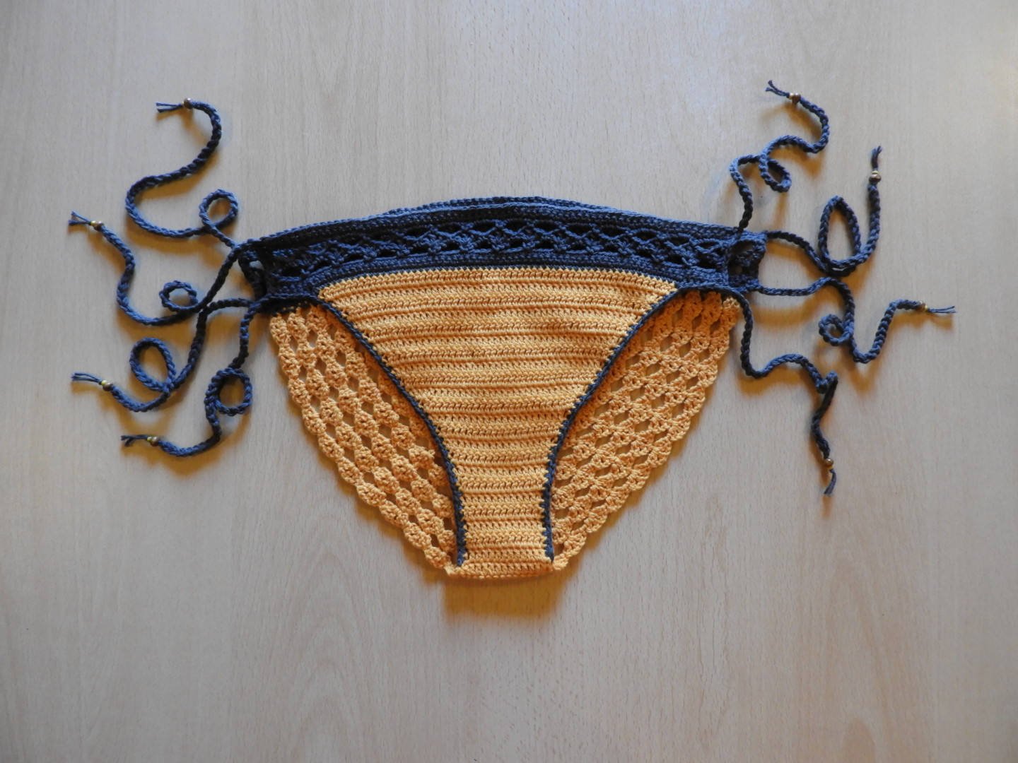 https://i.etsystatic.com/13046349/r/il/3d835b/1285408852/il_fullxfull.1285408852_5fi7.jpg