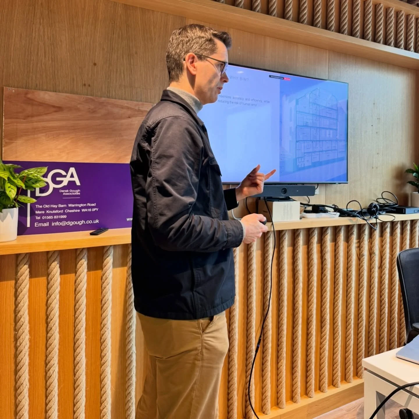 Andrew and Cristian had the pleasure of presenting our CPD (&ldquo;The Benefits of 3D surveys for Refurbishment Projects&rdquo;) to the @dgaltd team on Monday. 

Feedback received has included &ldquo;Andrew and Cristian gave a very informative presen