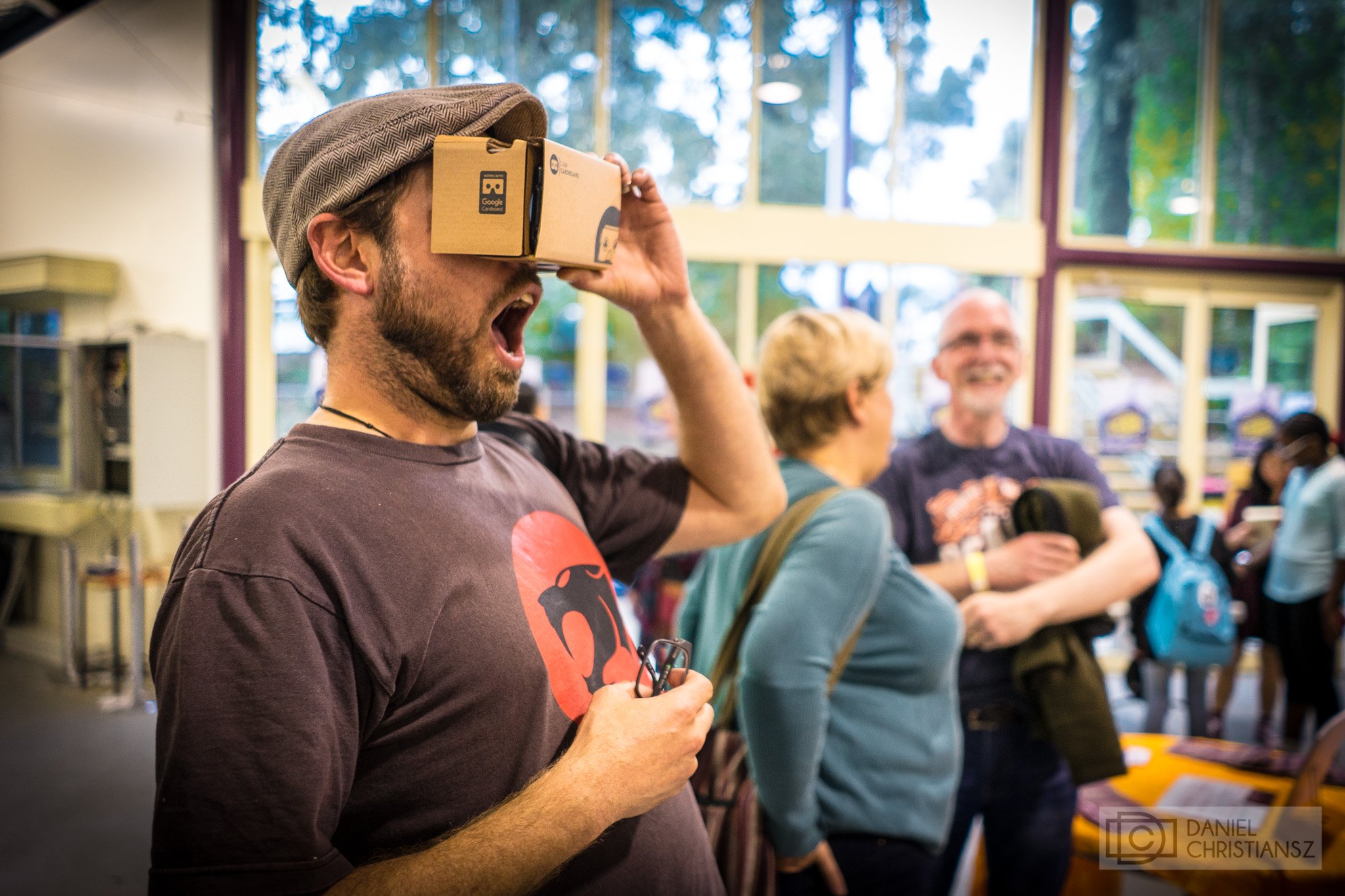 Melbourne Man Suprised VR Virtual Reality Headset Google Cardboard