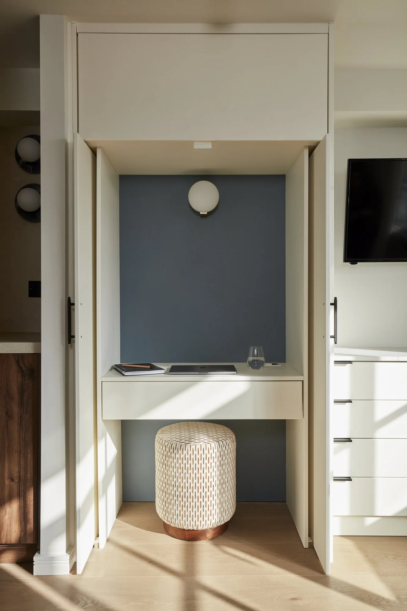 Curated visual reference: Studio Apartment Renovation Photo Inspiration