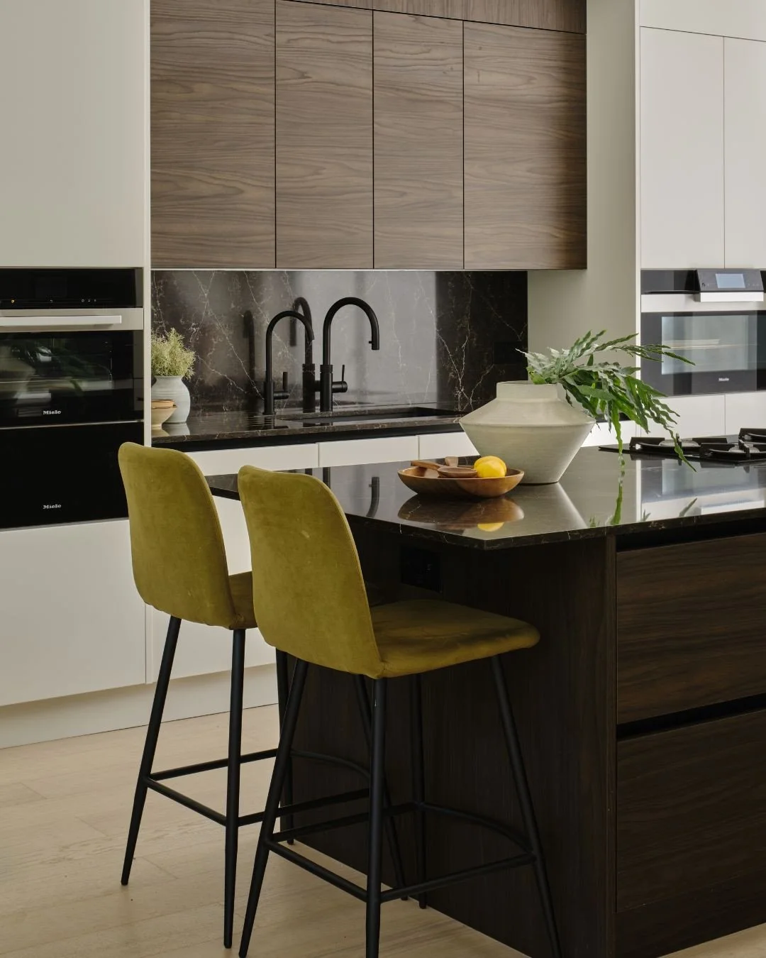 Happy Friday!⁠
A little before and after of the kitchen space at our West Dulwich project. One of the most impactful design moves was relocating the kitchen to the upper level, positioning it conveniently alongside the dining area with views over the