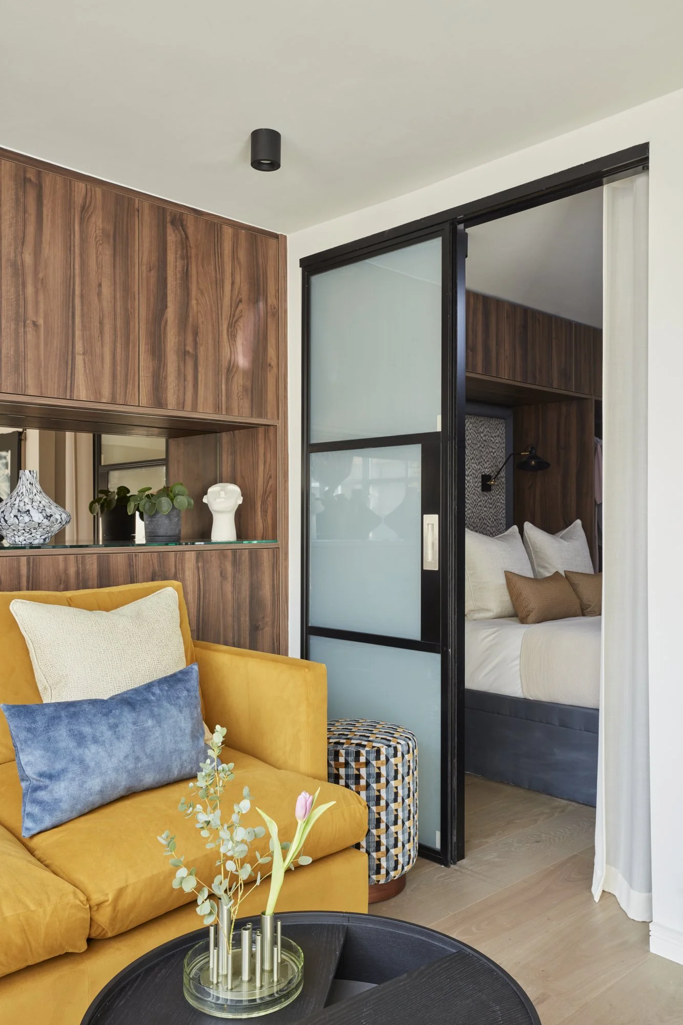 How to Separate Living and Sleeping Spaces in a Studio Apartment ...