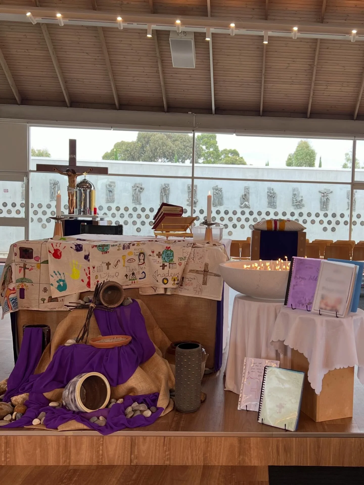 🙏🏼 Yesterday, 40 of our students received the Sacrament of Reconciliation for the first time. Reconciliation is the Sacrament of God&rsquo;s mercy and forgiveness, and we are proud of our students for taking this courageous step in their faith jour