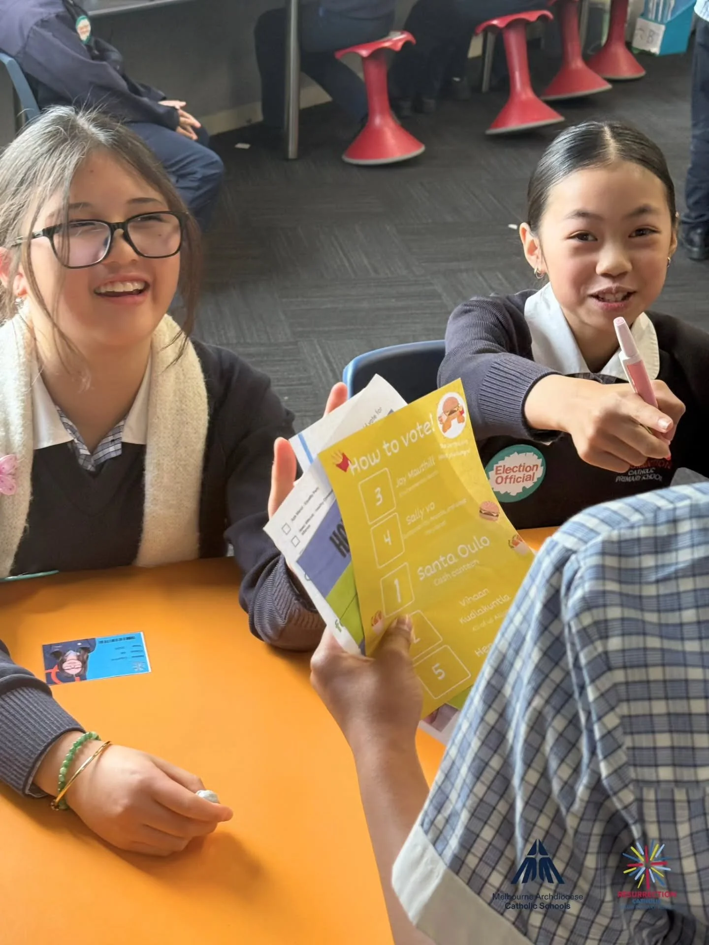 Democracy in action! 🇦🇺

As part of their Building a Nation inquiry unit, our Year 6 students stepped into the world of Australian democracy by forming political parties, creating campaigns, delivering speeches and taking part in a full preferentia