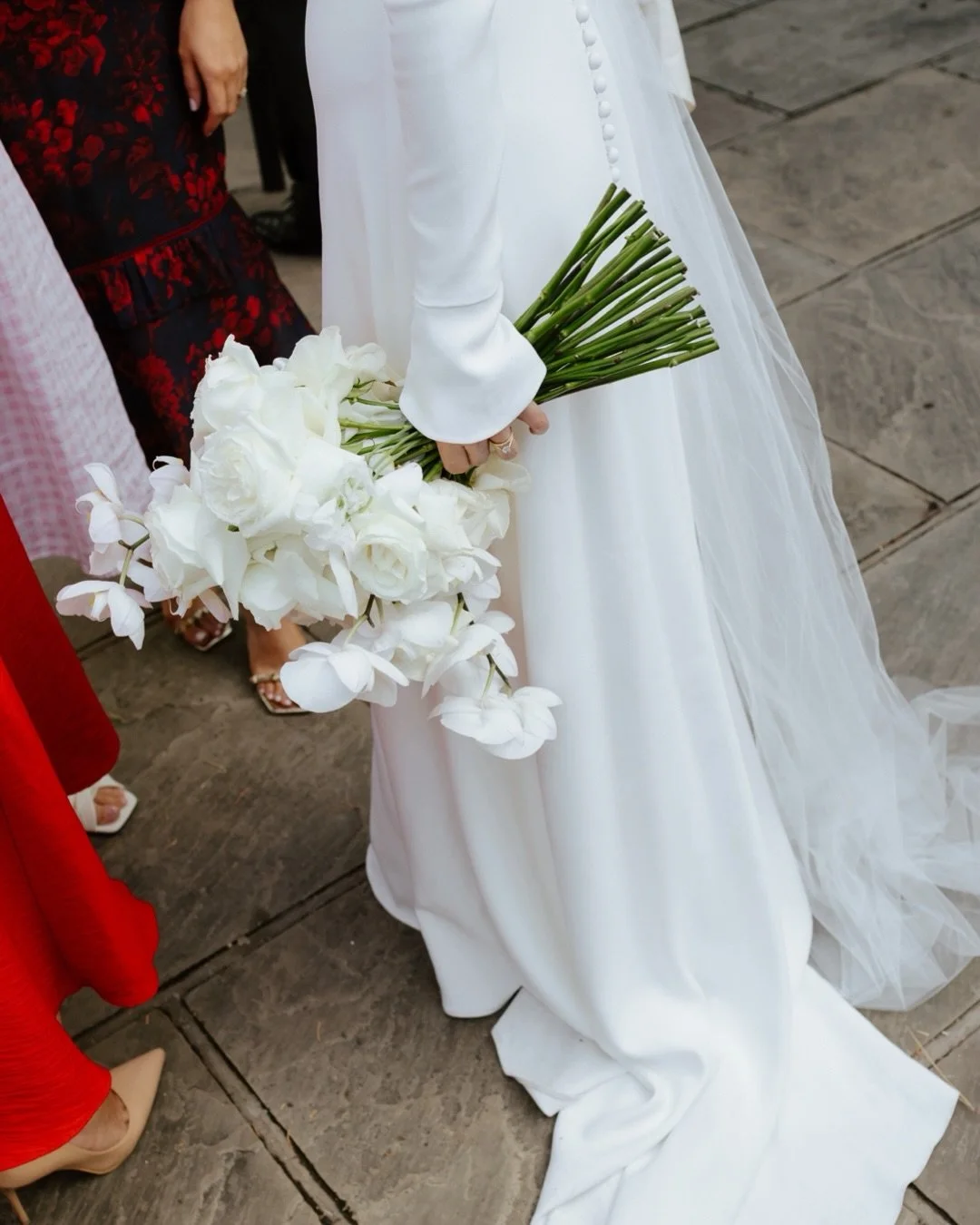 Throwing it back to September 2024 and Jess &amp; Harry&rsquo;s wedding at the beautiful @baddowparkhouse 🩷

Reviews are so important to small businesses like mine and they also really help future couples get a feel for how I work on the day, at a r