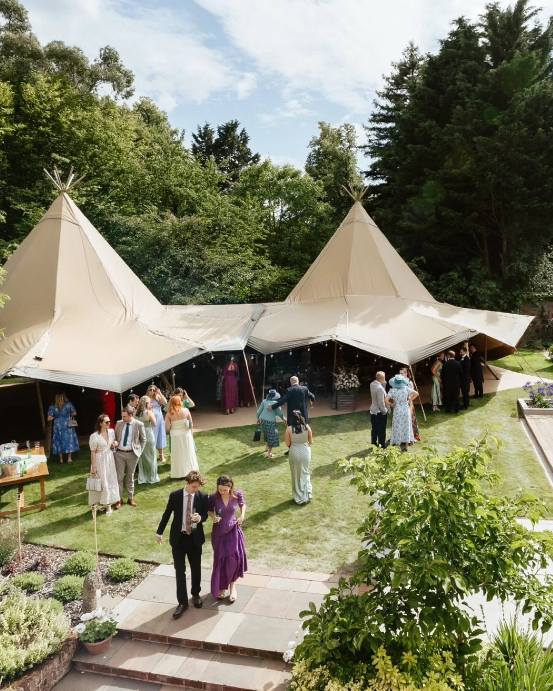 The much needed sunshine the last few days has got me even more excited about summer weddings this year!!

Homemade weddings are still some of my absolute favourites, and I&rsquo;m lucky enough to have lots booked in the diary this year 🩷

Bring on 