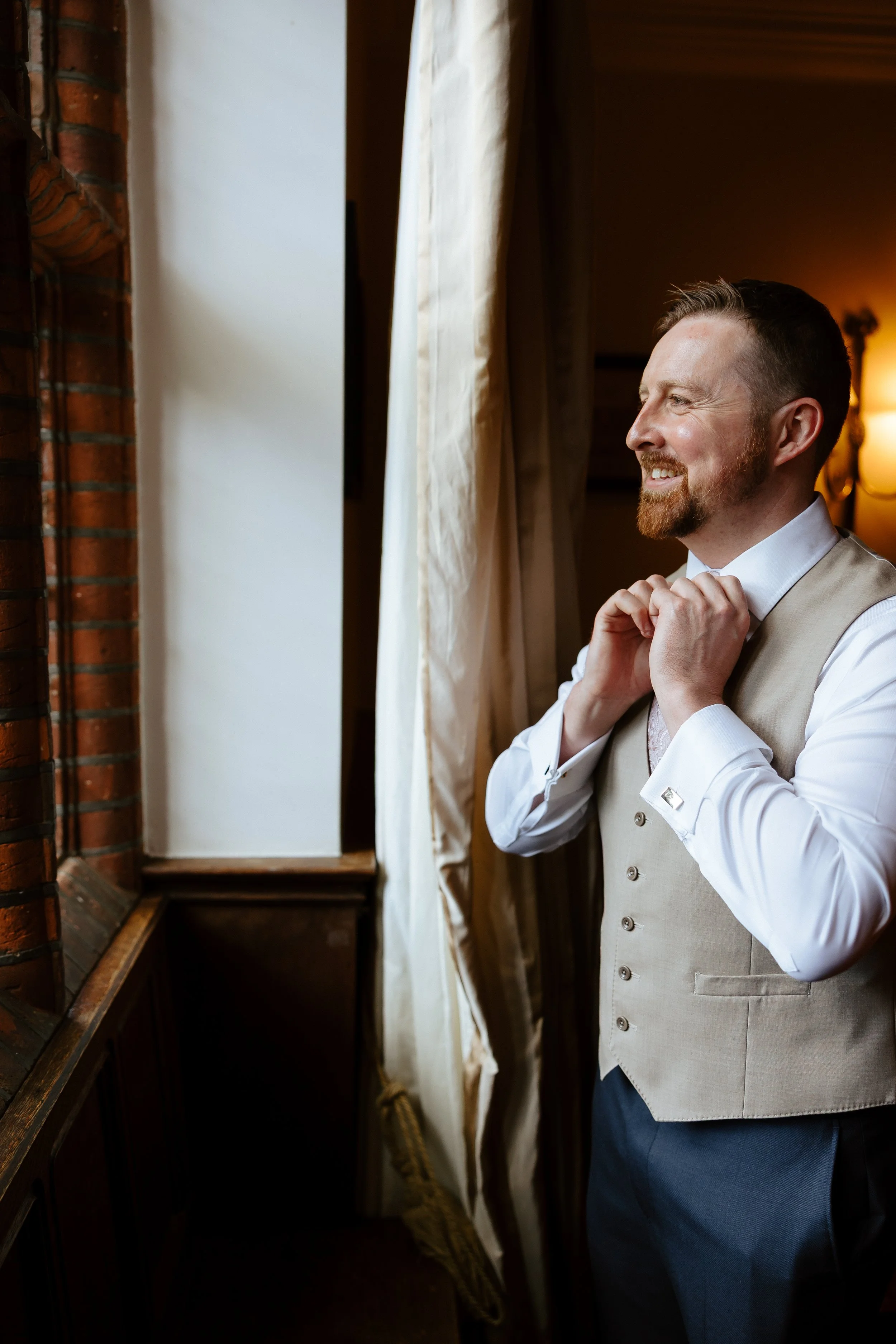 Jessy and Sam Previews - Helen Kirkman Photography -14.jpg