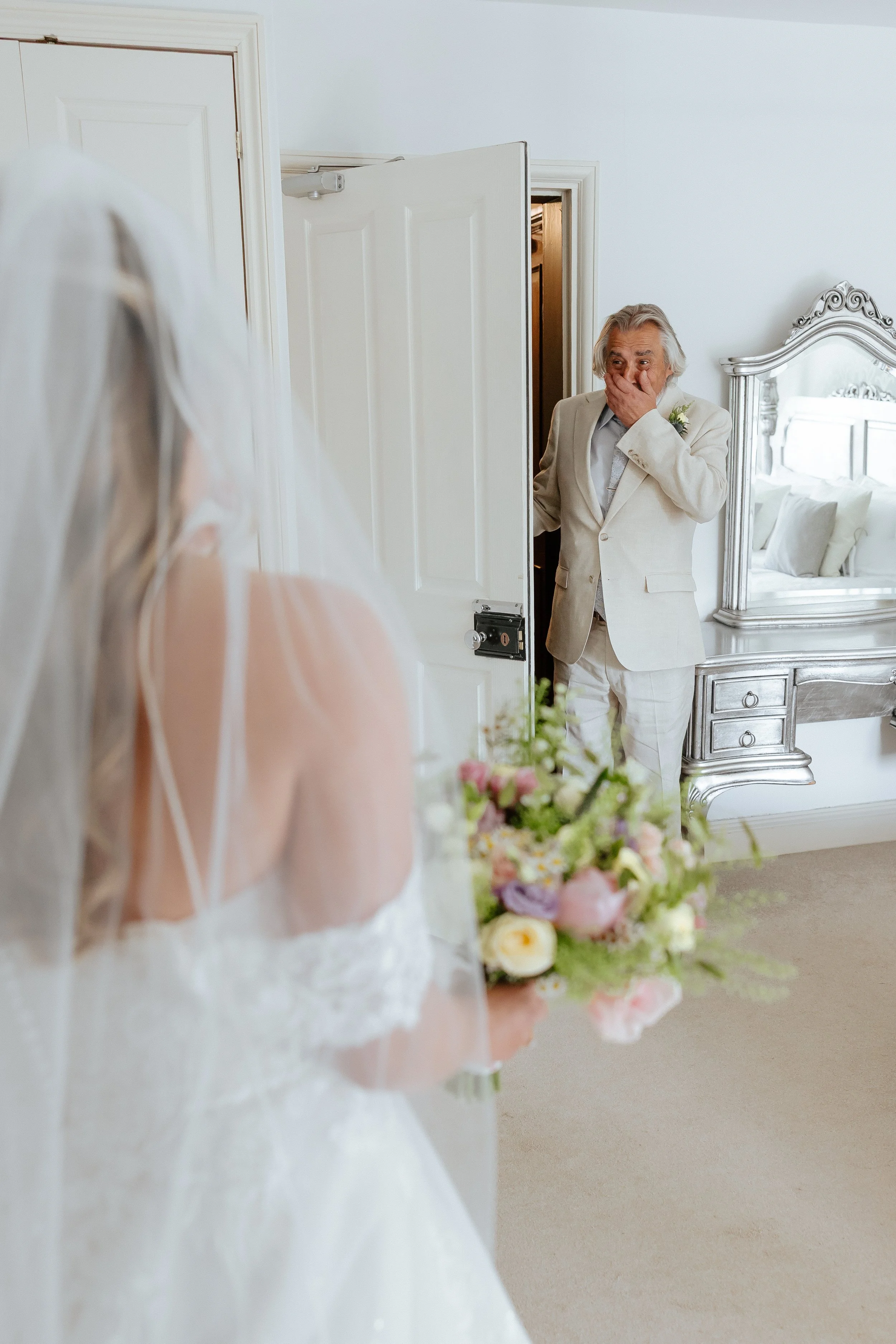 Jessy and Sam Previews - Helen Kirkman Photography -26.jpg