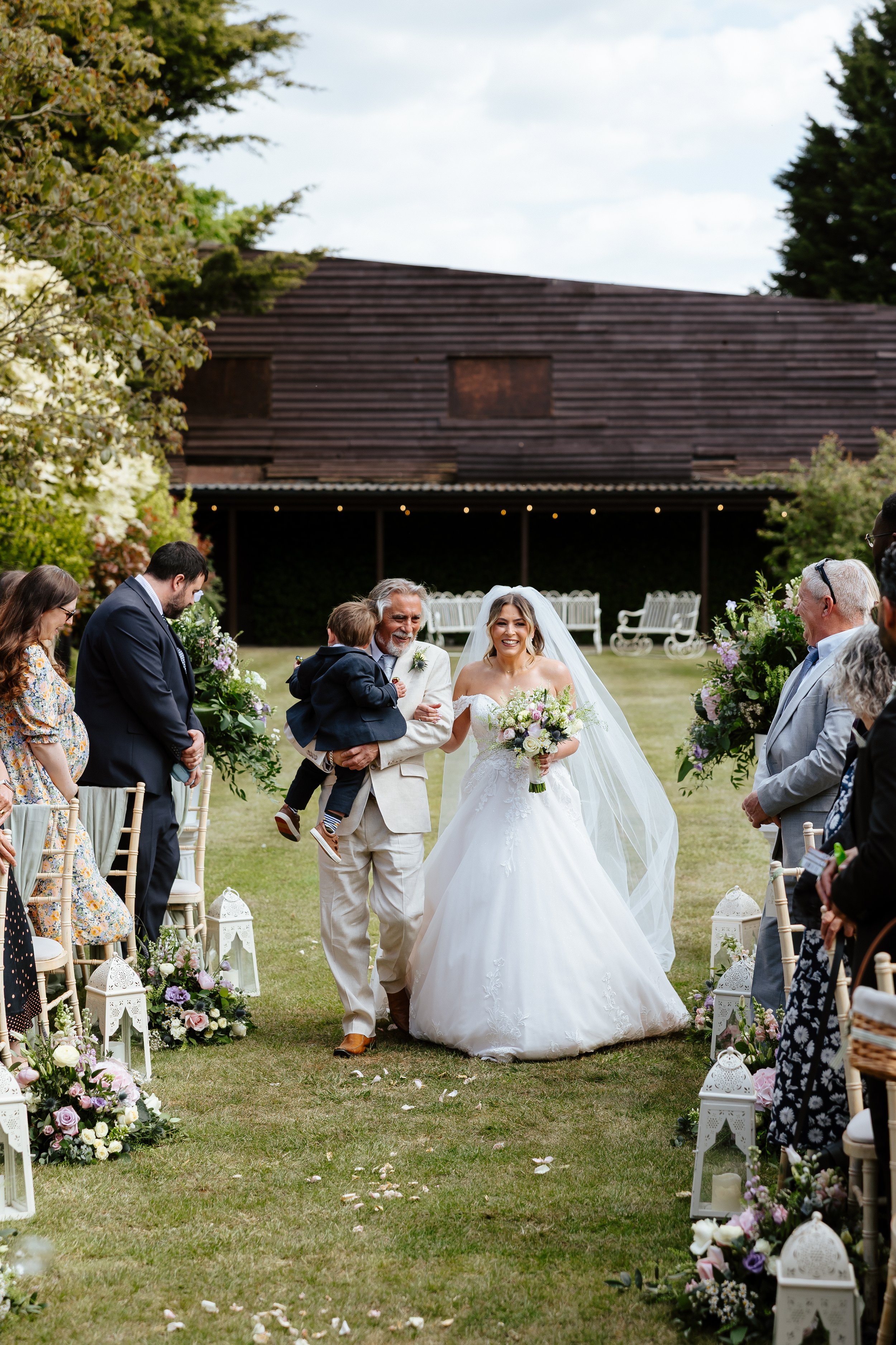 Jessy and Sam Previews - Helen Kirkman Photography -34.jpg