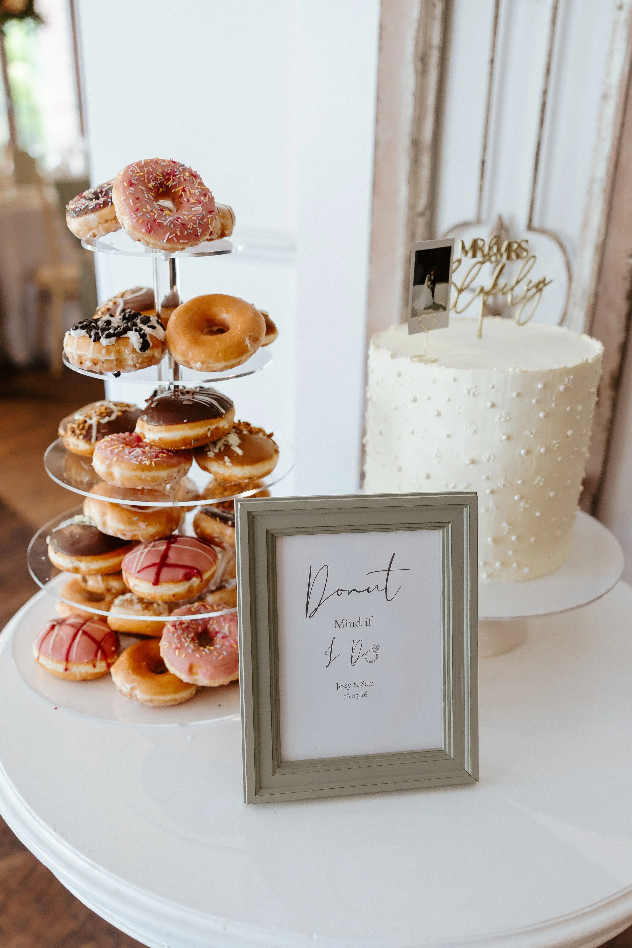 Jessy and Sam Previews - Helen Kirkman Photography -60.jpg