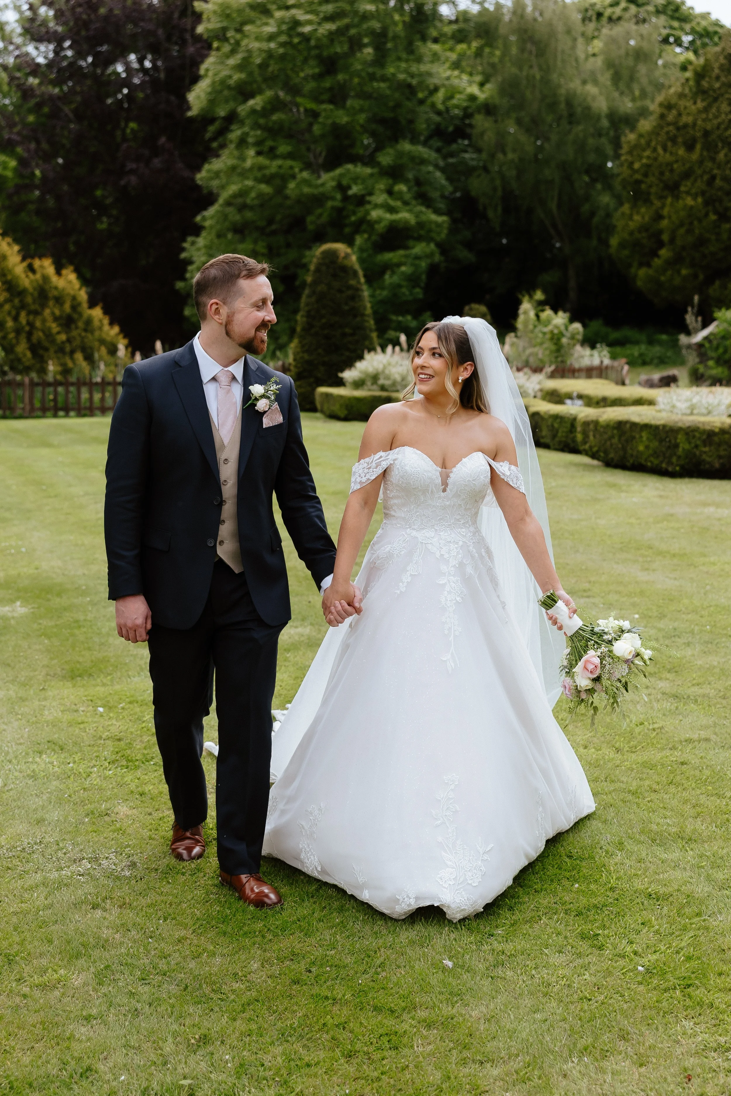 Jessy and Sam Previews - Helen Kirkman Photography -63.jpg