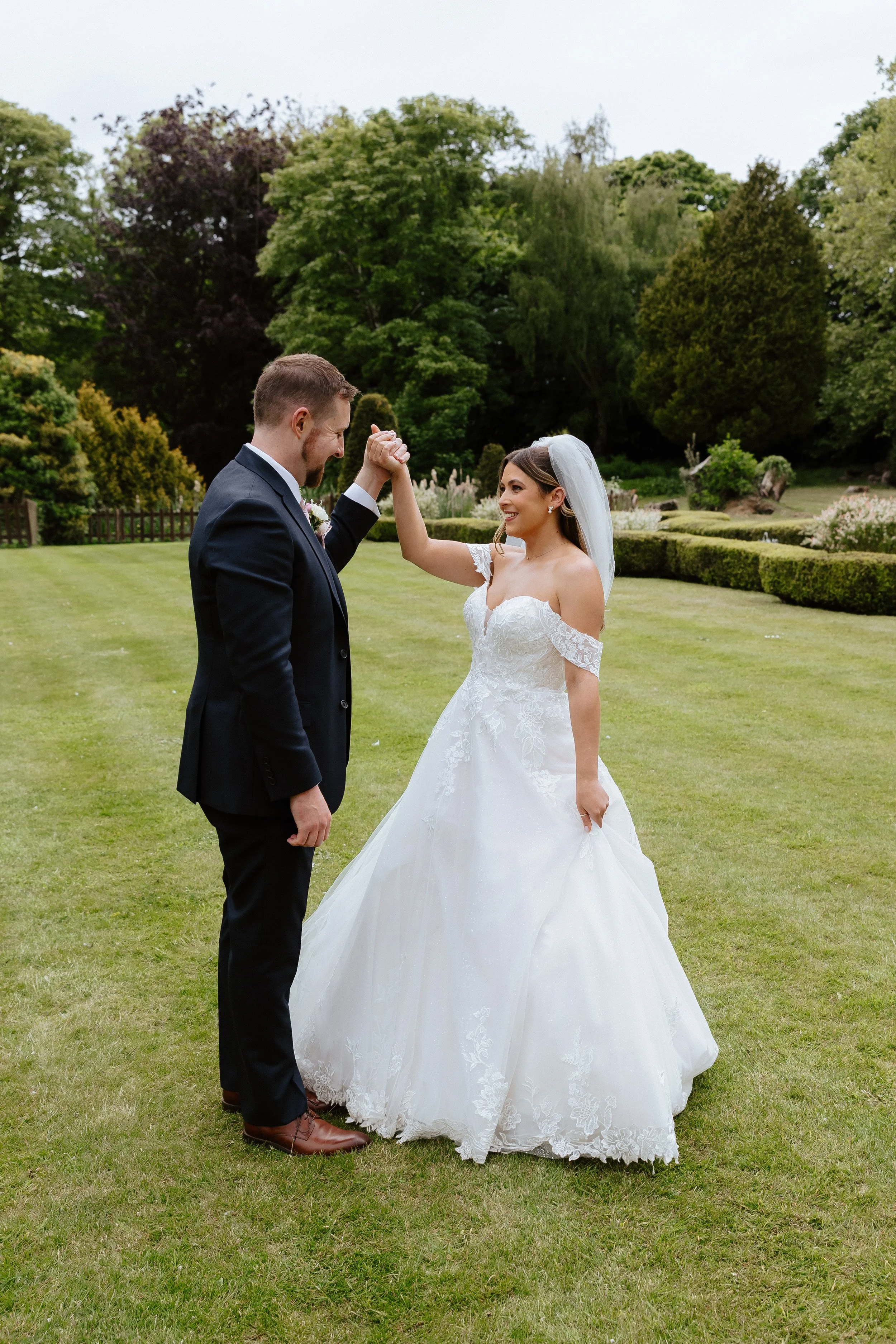 Jessy and Sam Previews - Helen Kirkman Photography -64.jpg
