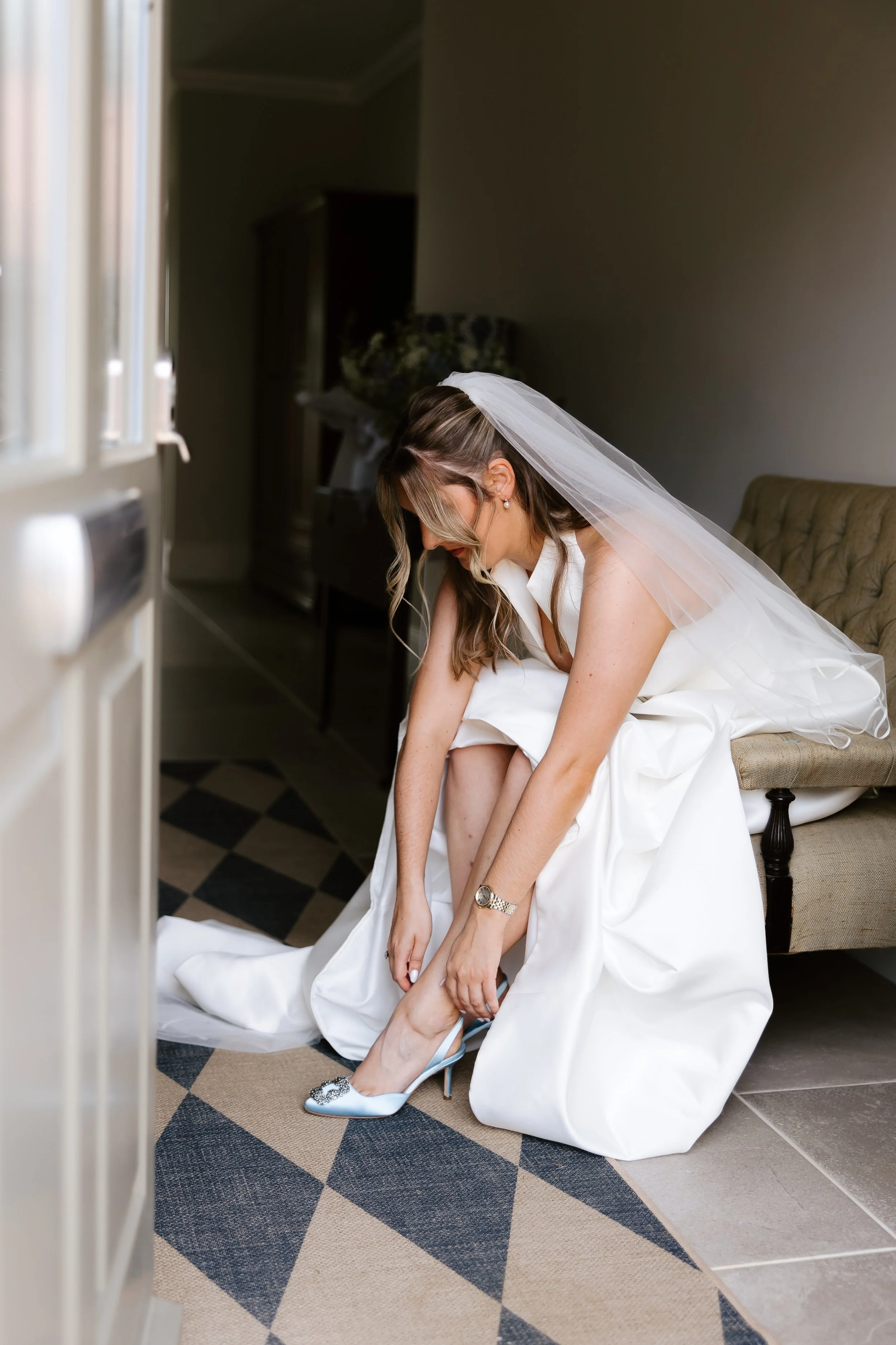Emily and Alfie Previews - Helen Kirkman Photography-2-2.jpg