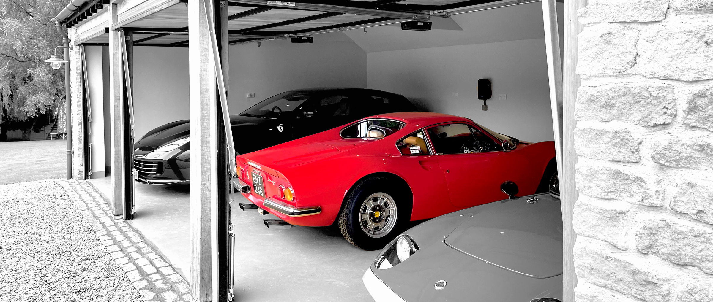 Private Garage_Ferrari_Muted.png