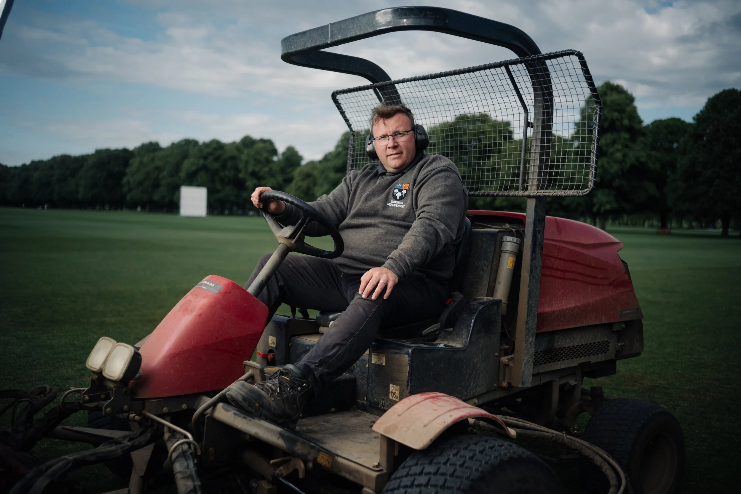 Lee, Grounds Manager