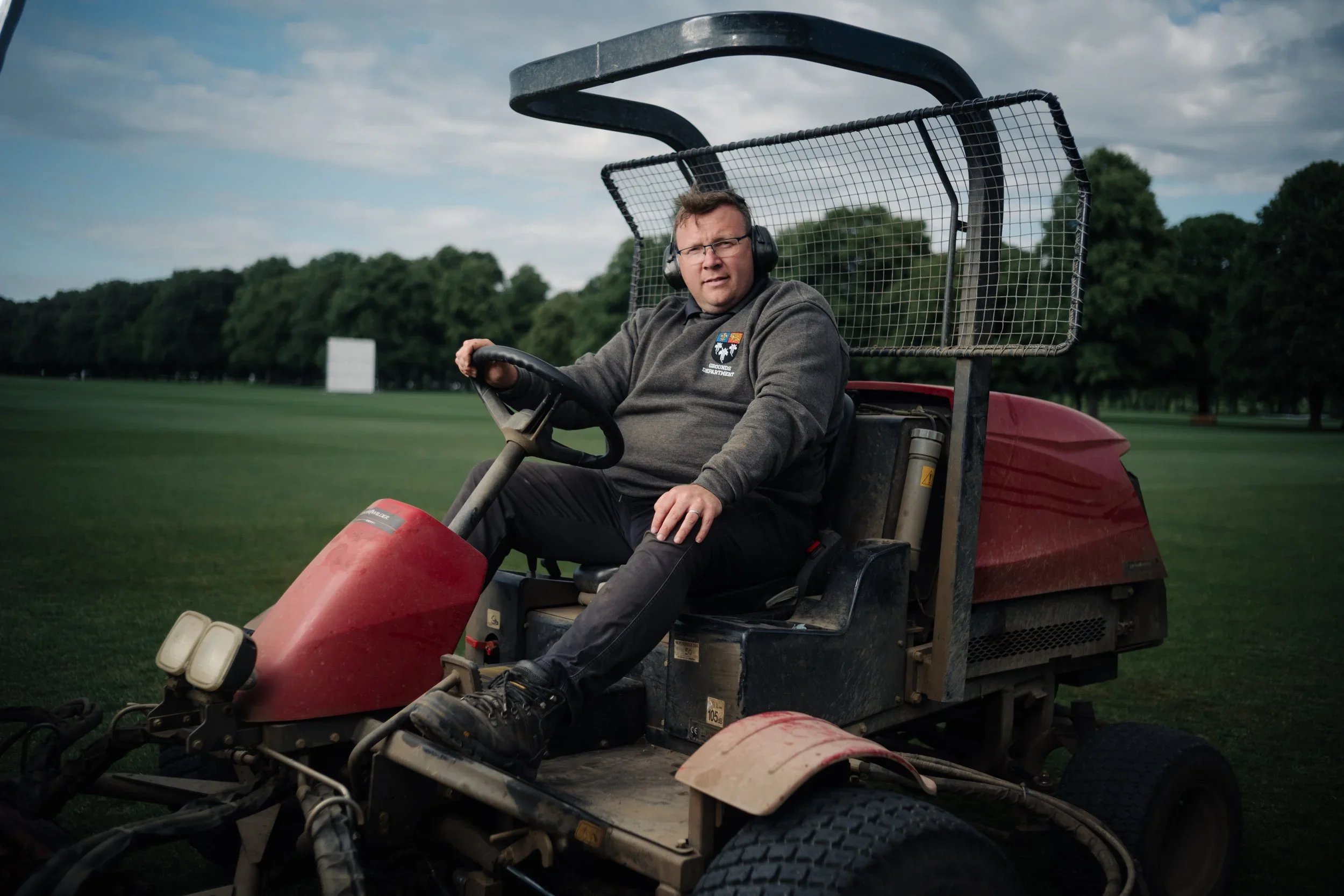 Lee, Grounds Manager