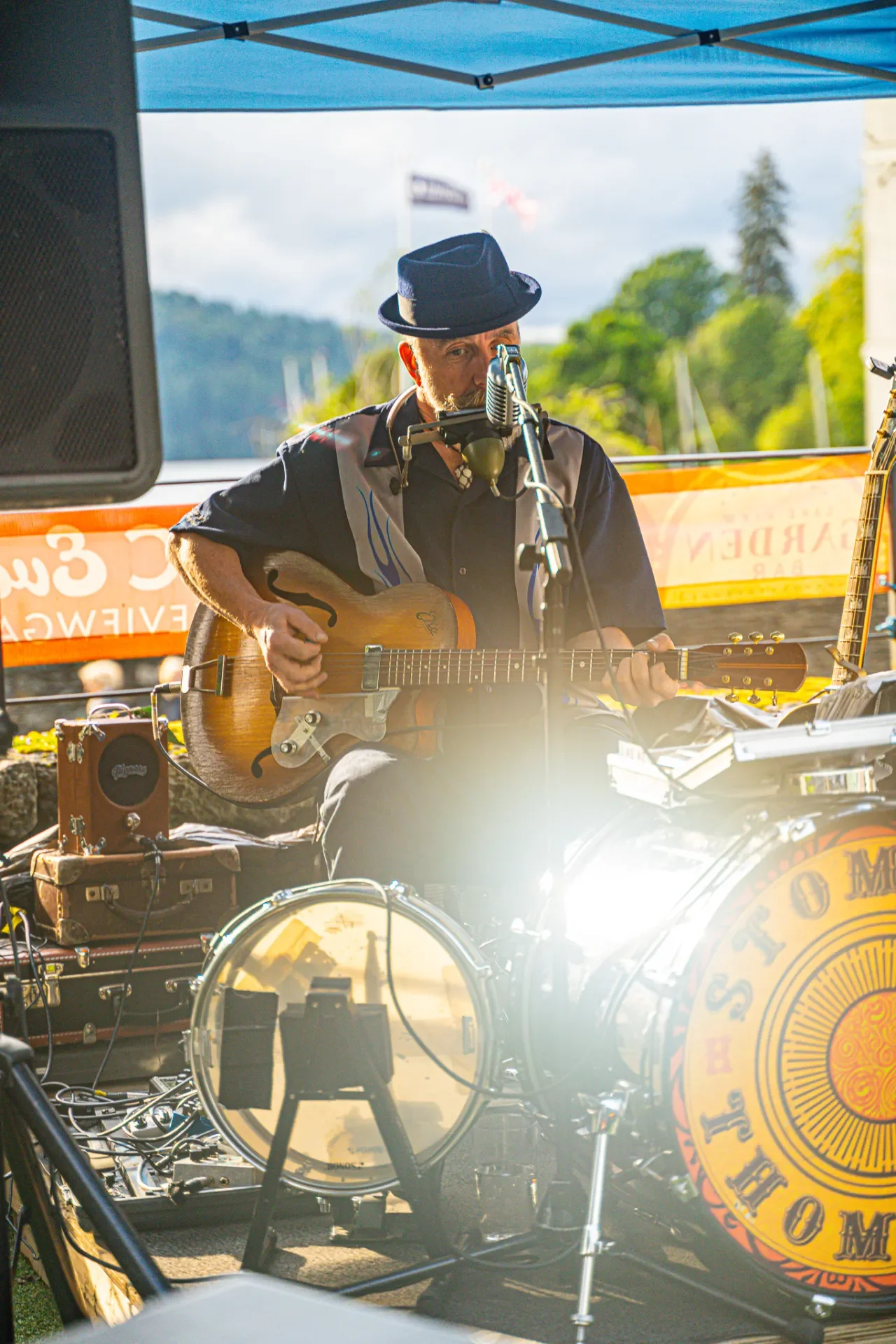 playing live music at lake view district