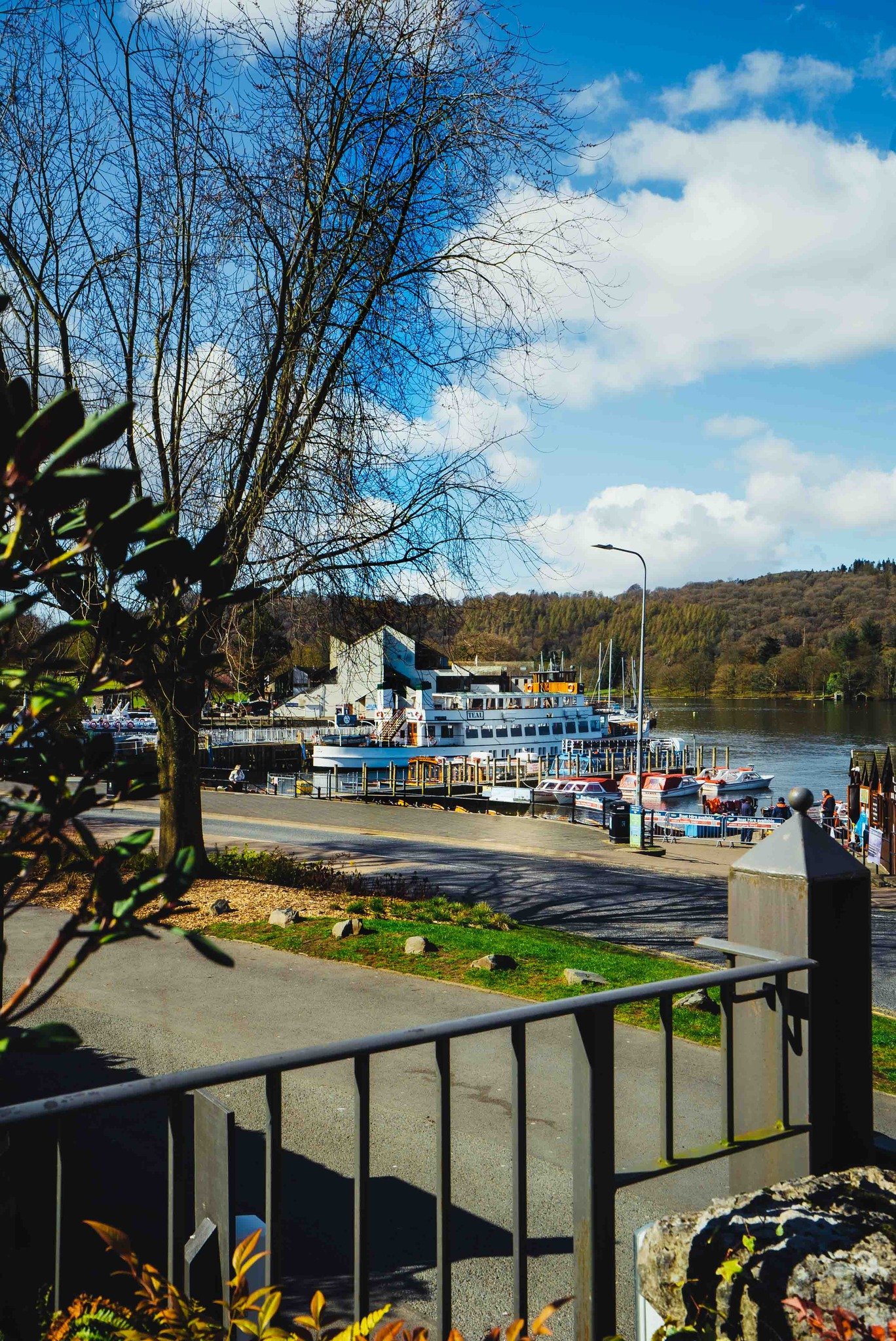 &ldquo;Lovely pub, dog friendly, great views of Windermere Lake, food was great too!&rdquo;

Thank you for your kind words! We hope to welcome you back soon! 
#LakeViewGardenBar #LiveMusic #BeautifulViews #GreatService #DeliciousFood
