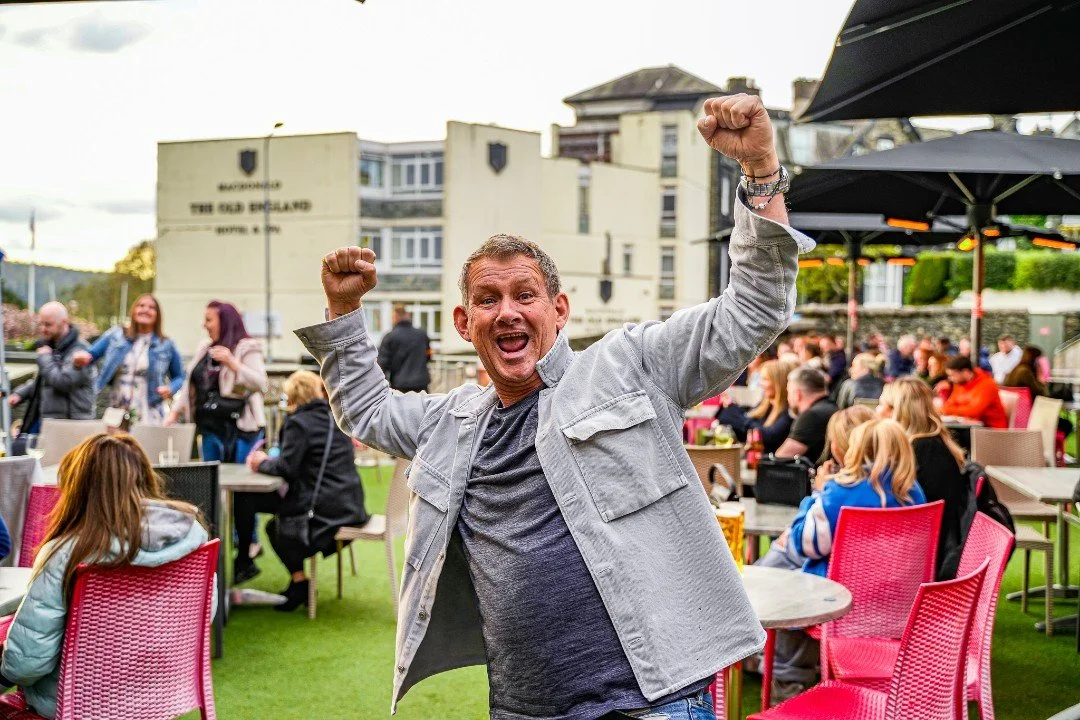 🎉 SUNDAY + BANK HOLIDAY MONDAY = DOUBLE THE FUN! 🎉

Sunday's already amazing, but guess what?
TOMORROW'S A BANK HOLIDAY!

Translation: No Monday blues, just extended weekend vibes!
🎵 Live music today
🍹 Good vibes flowing
🏔️ Lake views on point
✨