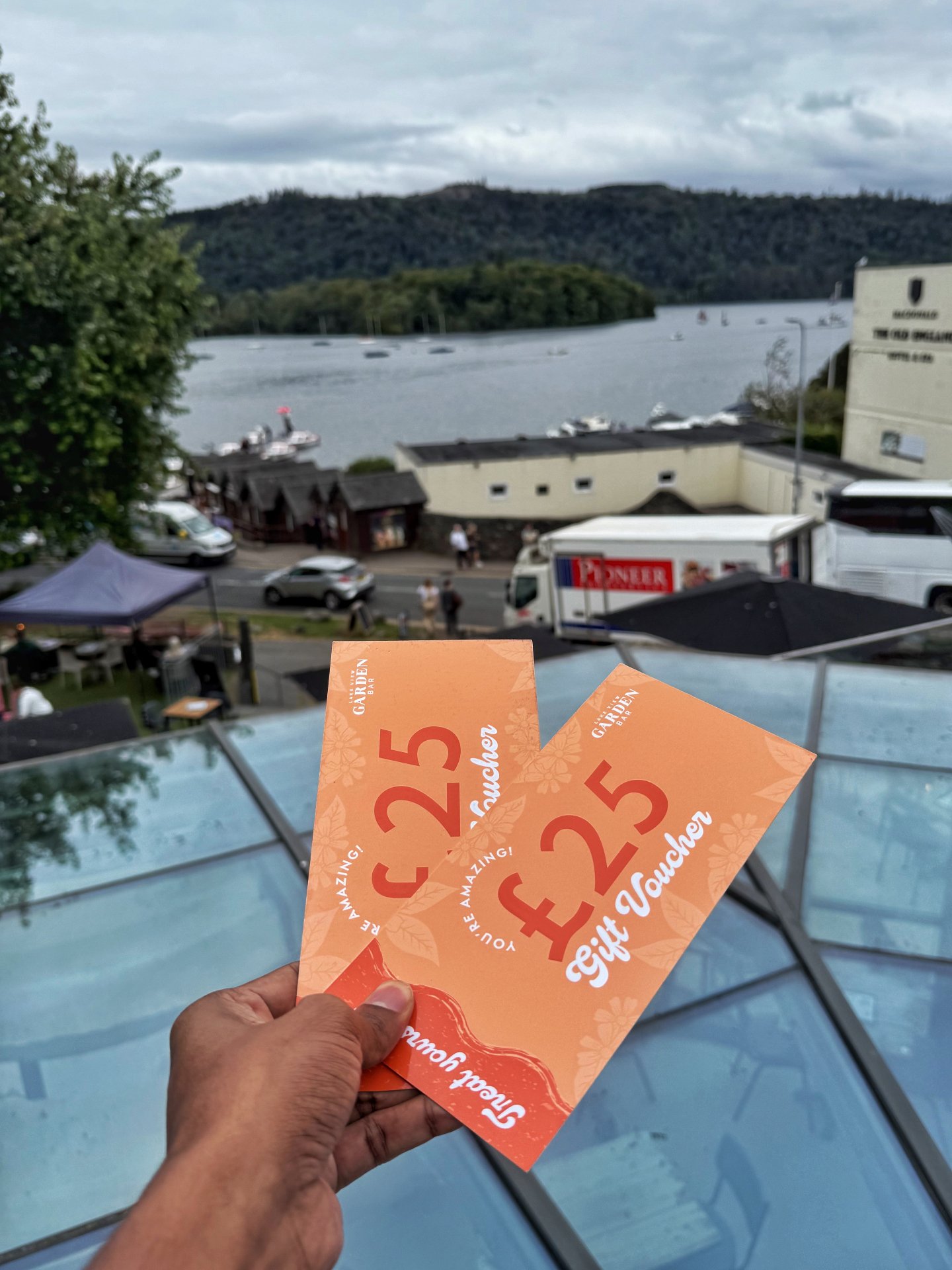 What you're really gifting:

🌅 That "wow" moment when they see the view
🍹 Drinks worth putting the phone down for
🪑 A reason to slow down and enjoy
📸 Stories they'll actually want to tell

Three easy steps:
Order online &rarr; We delive