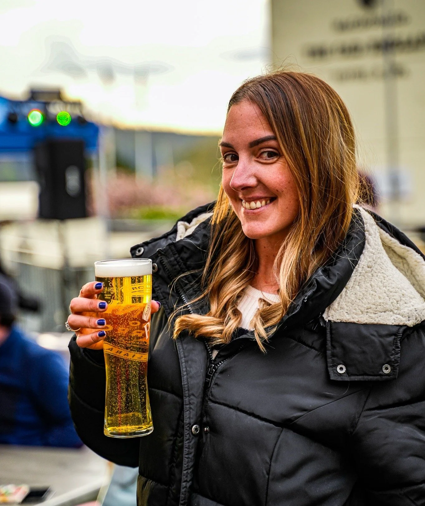 Sundays were made for slowing down &mdash; and there's no better place to do it than lakeside.

Those panoramic views hit different when you've got a legendary Hot Chocolate warming your hands, a Sticky Toffee Pudding doing its thing, or a perfectly 