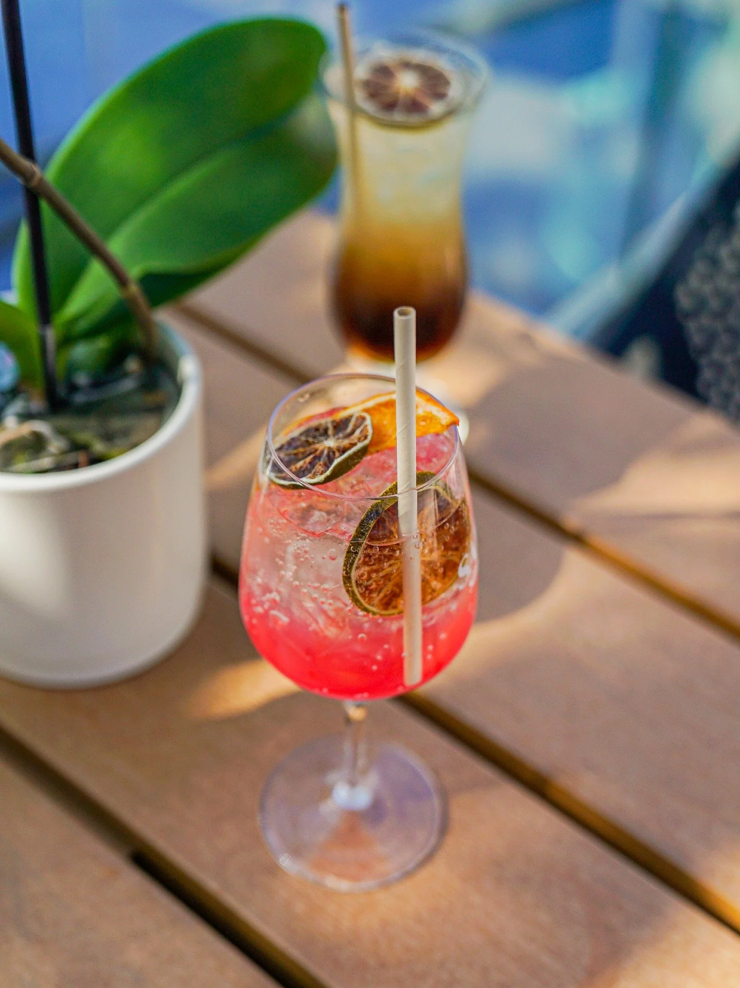 A taste of the Italian sun, right here in Bowness. 🇮🇹✨

Looking for a mid-week revitaliser? Meet the Sarti Spritz. This vibrant, blood orange beauty is the ultimate way to unwind as the evening-glow hits the water. It&rsquo;s zesty, refreshing, and