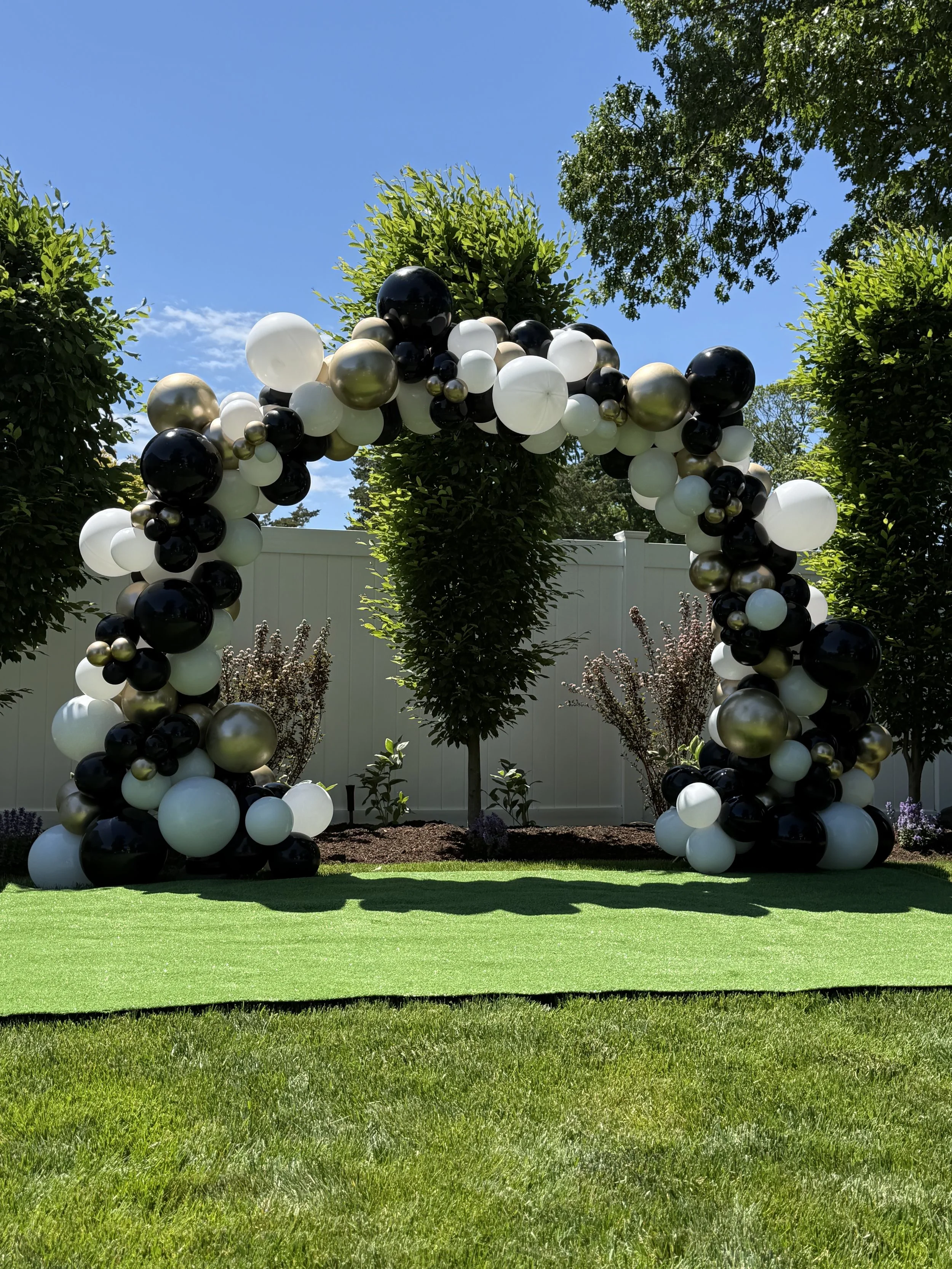 Prom, classic arch, classic balloon arch, balloons, balloons near me, balloon arch, corporate balloon, retired, retirement