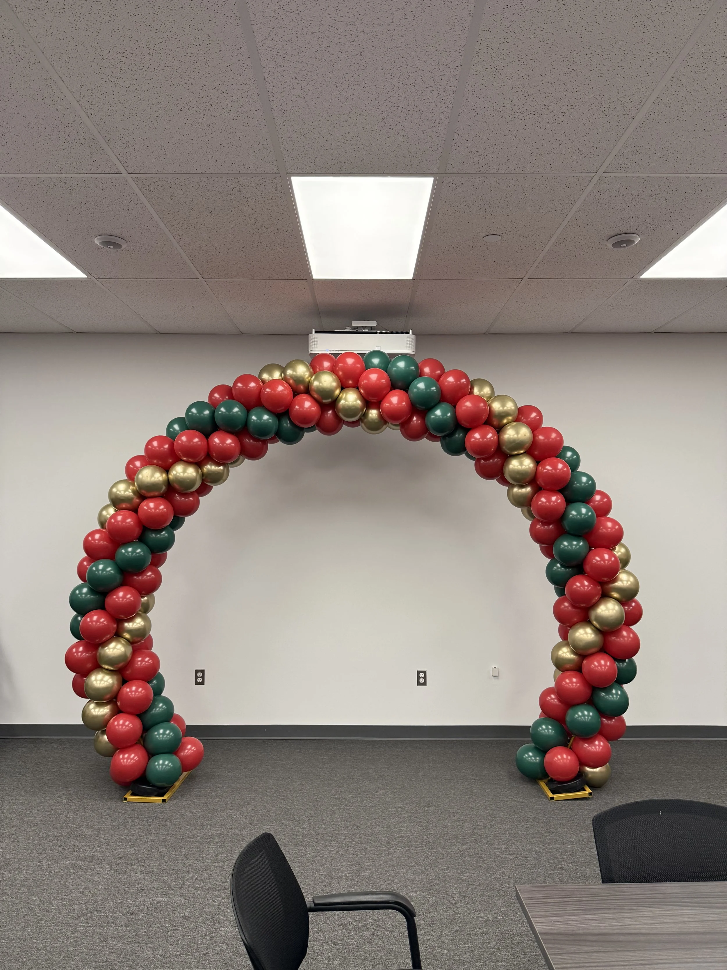 classic arch, classic balloon arch, balloons, balloons near me, balloon arch, corporate balloon
