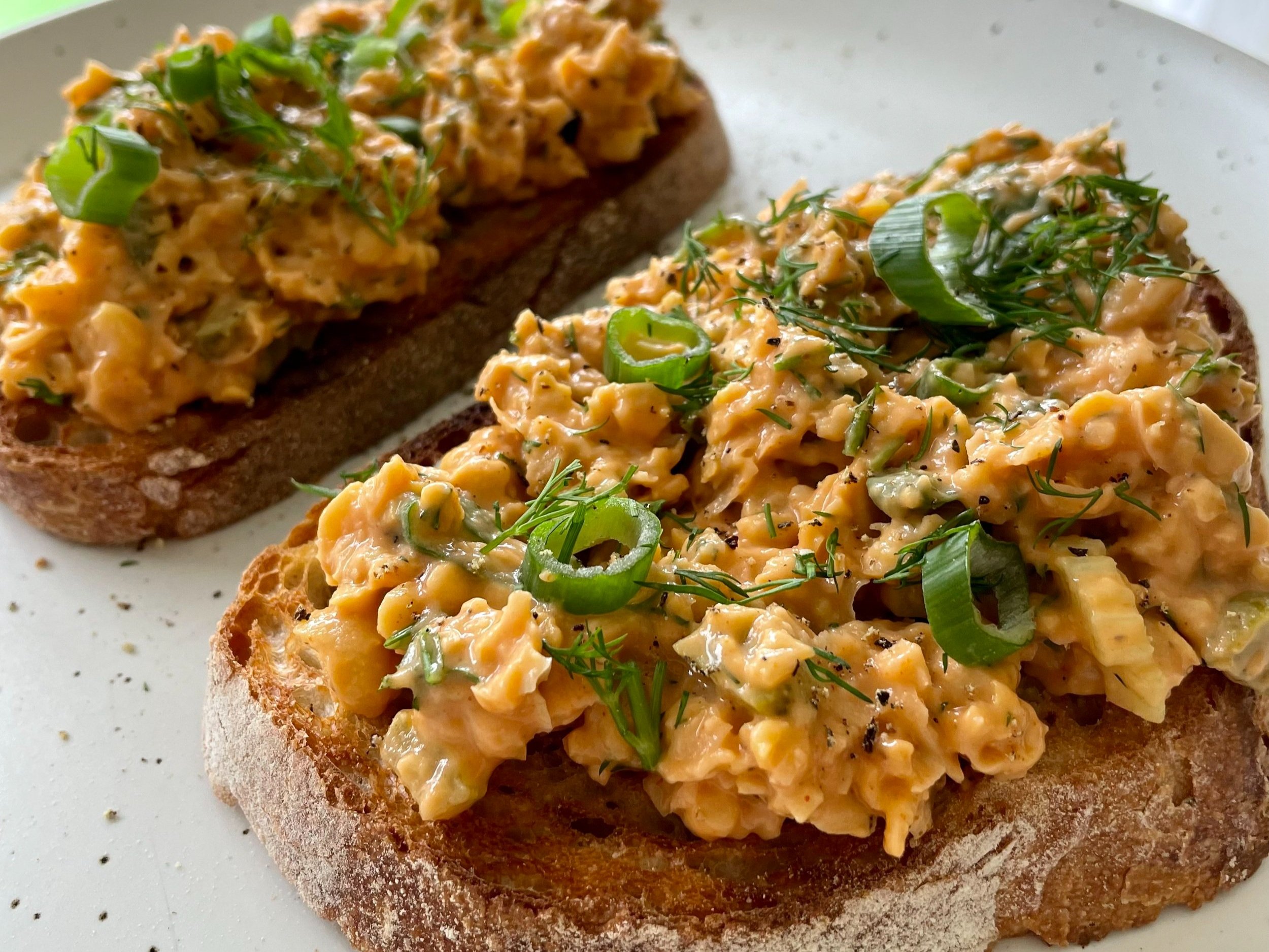 Buffalo Chickpea Salad