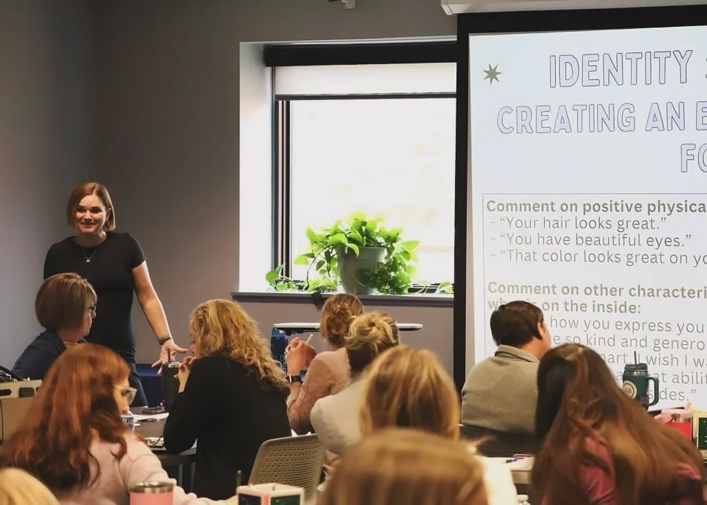 Got to spend the morning with teachers, counselors, school nurses, trainers, pe teachers, health teachers and others as the keynote speaker for their eating disorder prevention conference! 

#eatingdisorderrecovery #eatingdisorderawareness #diseaseof