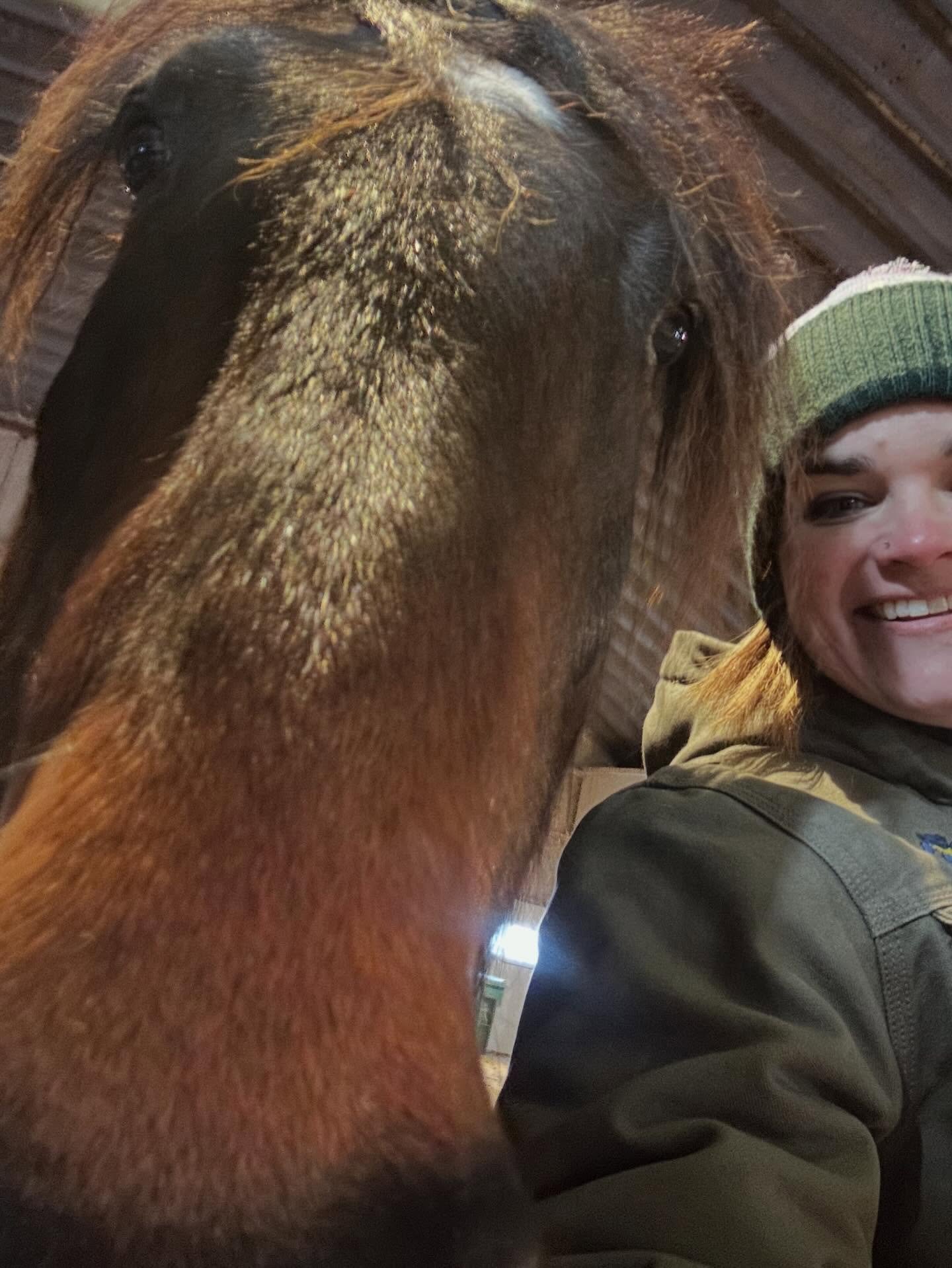 working on incorporating this magical guy into some future clinical/therapy work for clients as my co-therapist - his therapeutic skills include strong empathy and attunement and a passion for carrots and treats 

#eatingdisorderrecovery #eatingdisor