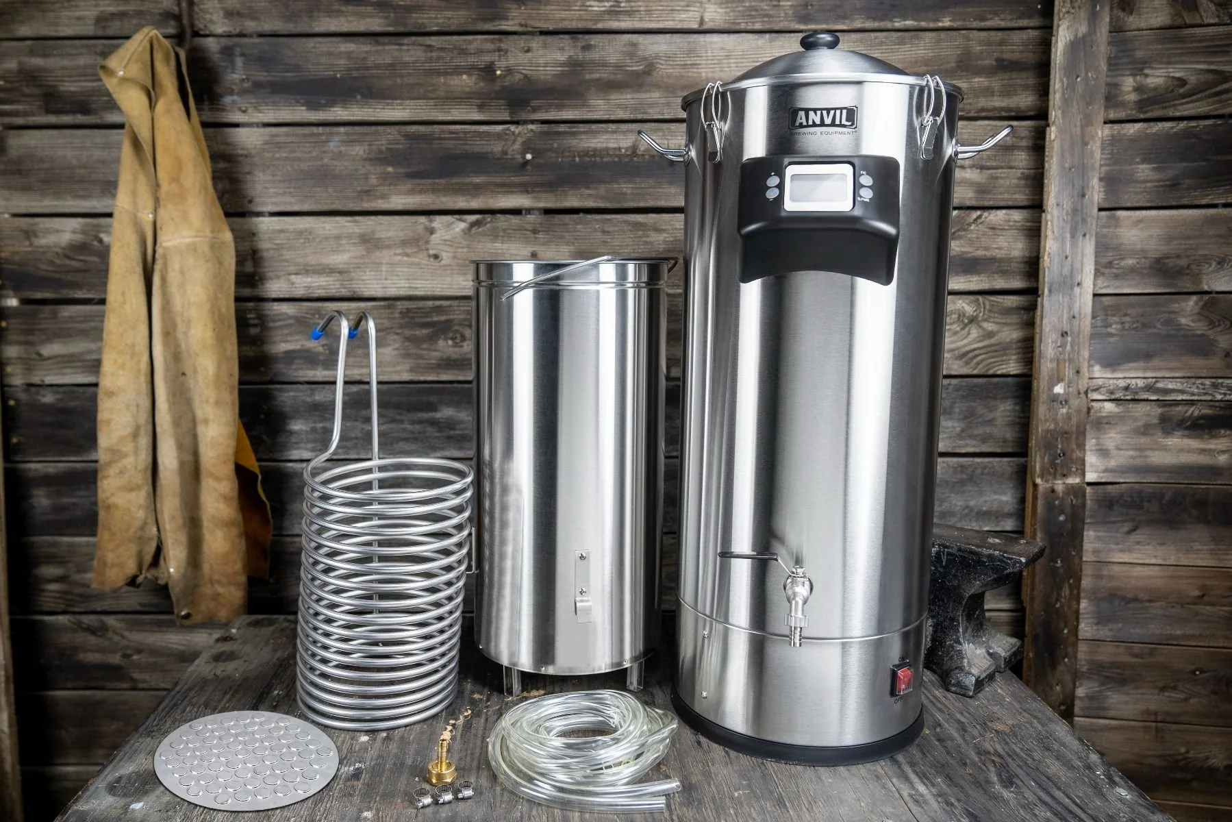 thumbnail image 2 of Anvil Foundry 6.5 Gallon Automatic Stainless Steel Beer Brewing Kettle – 1600W/2800W 2 of 6
