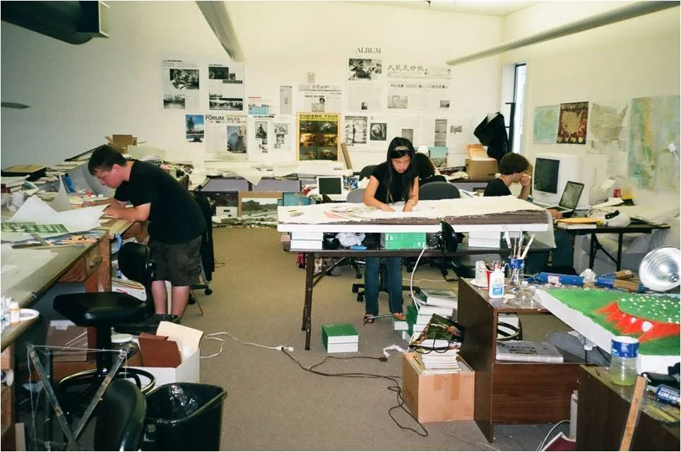 Interns in office 2009 #2.jpg