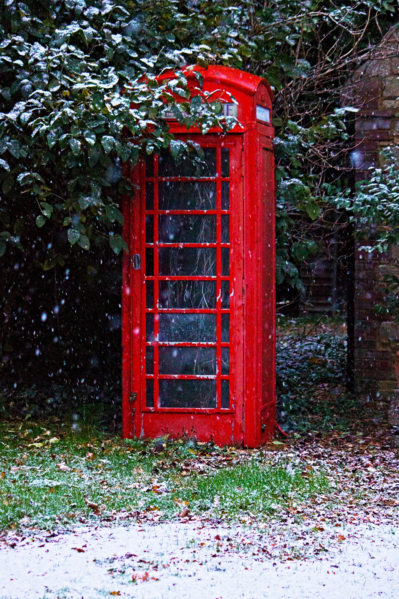 Snowy-Telephone-Box-(Part-B).jpg