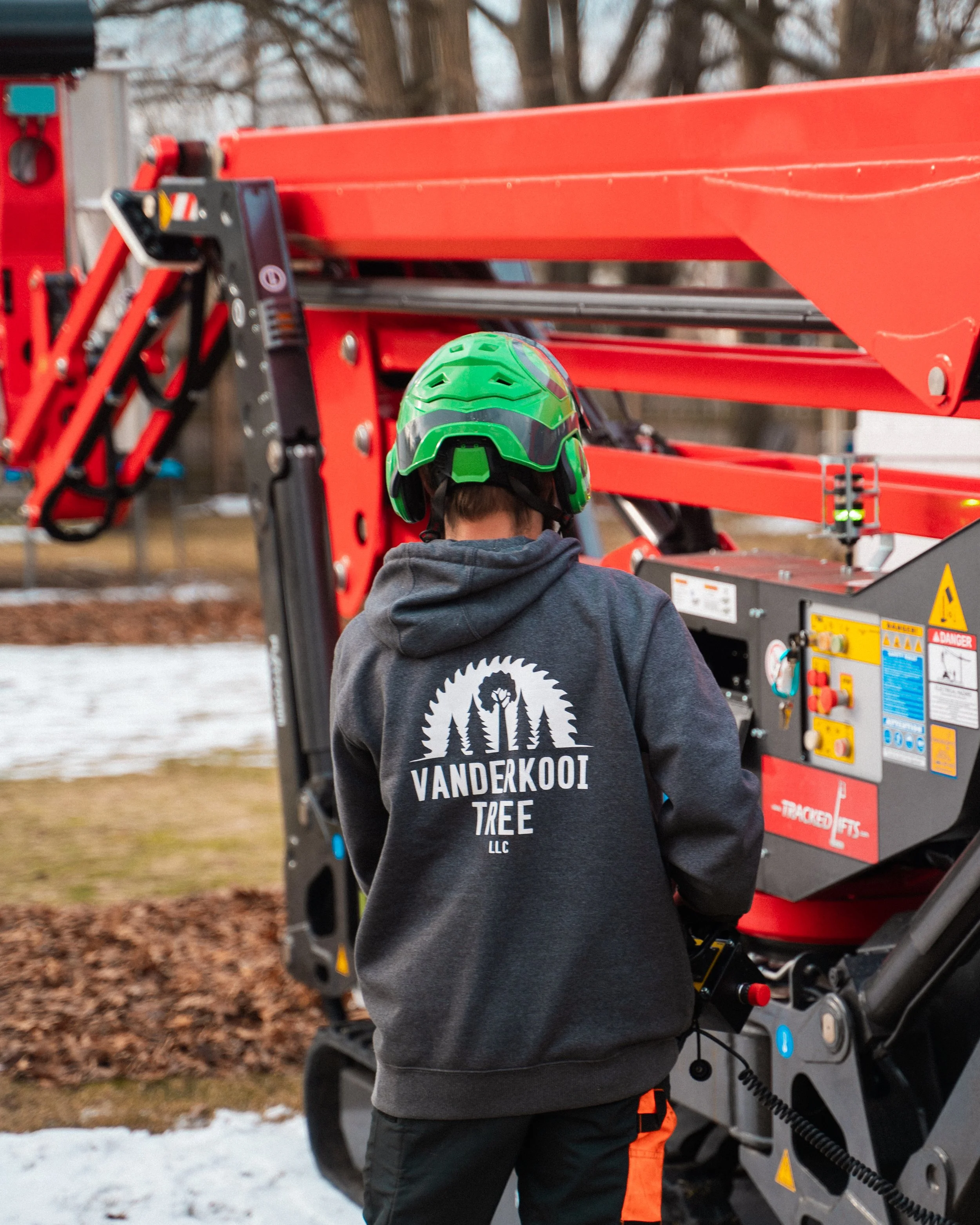 Vanderkooi Tree Service Muskegon MI Arborist, Tree Cutting & Trimming