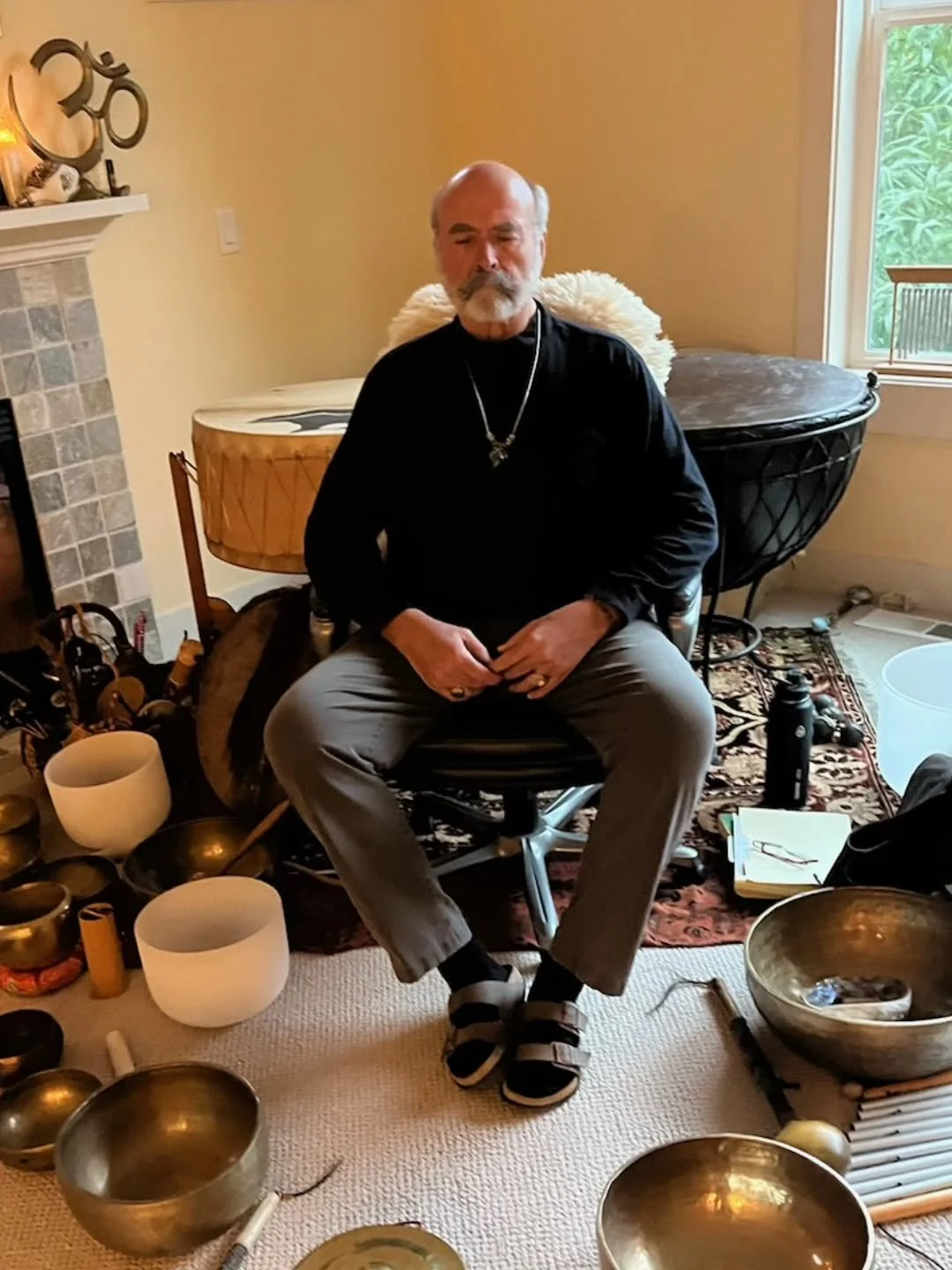 - SHAMANIC ALCHEMY - LEARNING TO JOURNEY FOR YOURSELF AND OTHERS 

🪶 

SATURDAY - APRIL 4TH, 2026

Join us for a deep dive into the transformative art of Alchemy. This in-person workshop is a heart-opening space for community, practical skill-buildi