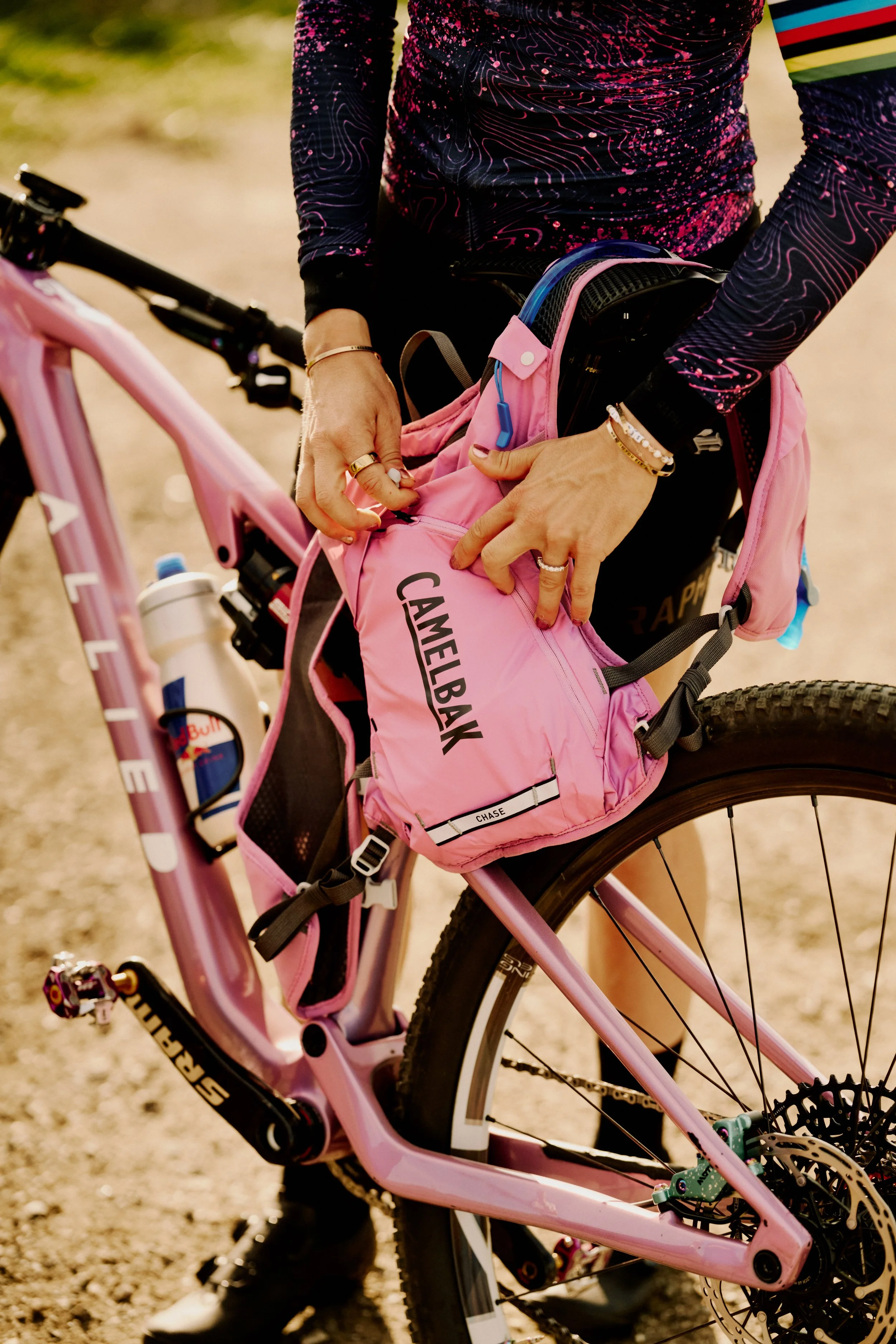 CAMELBAK_SS26_KATE_0331 copy.jpg