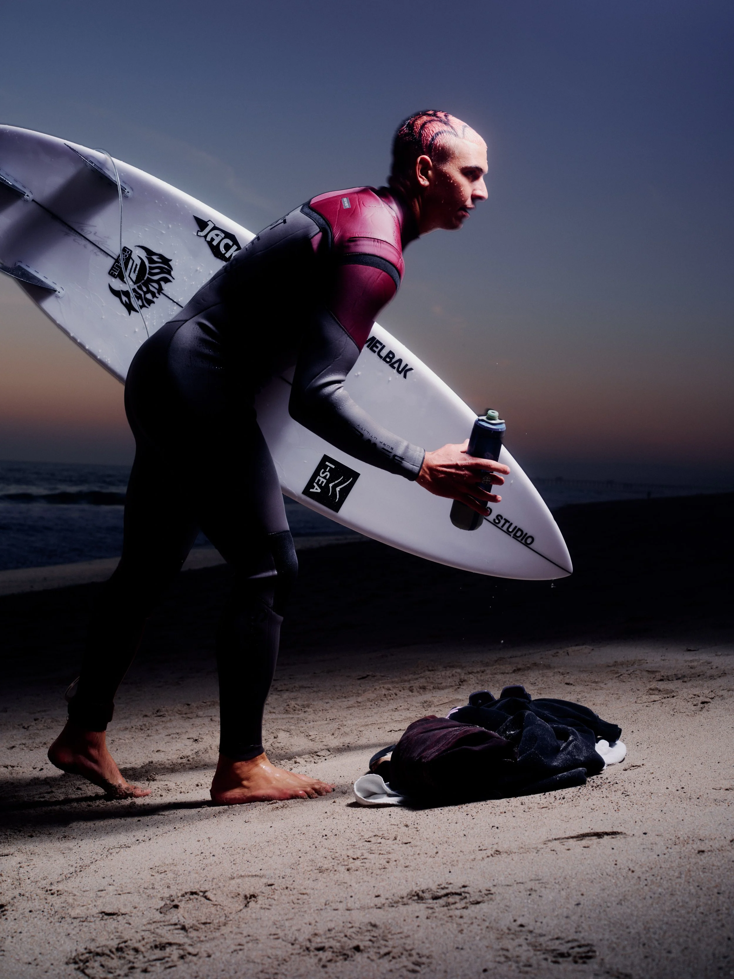 CAMELBAK_SS26_SURF_COLE_0892 copy.jpg