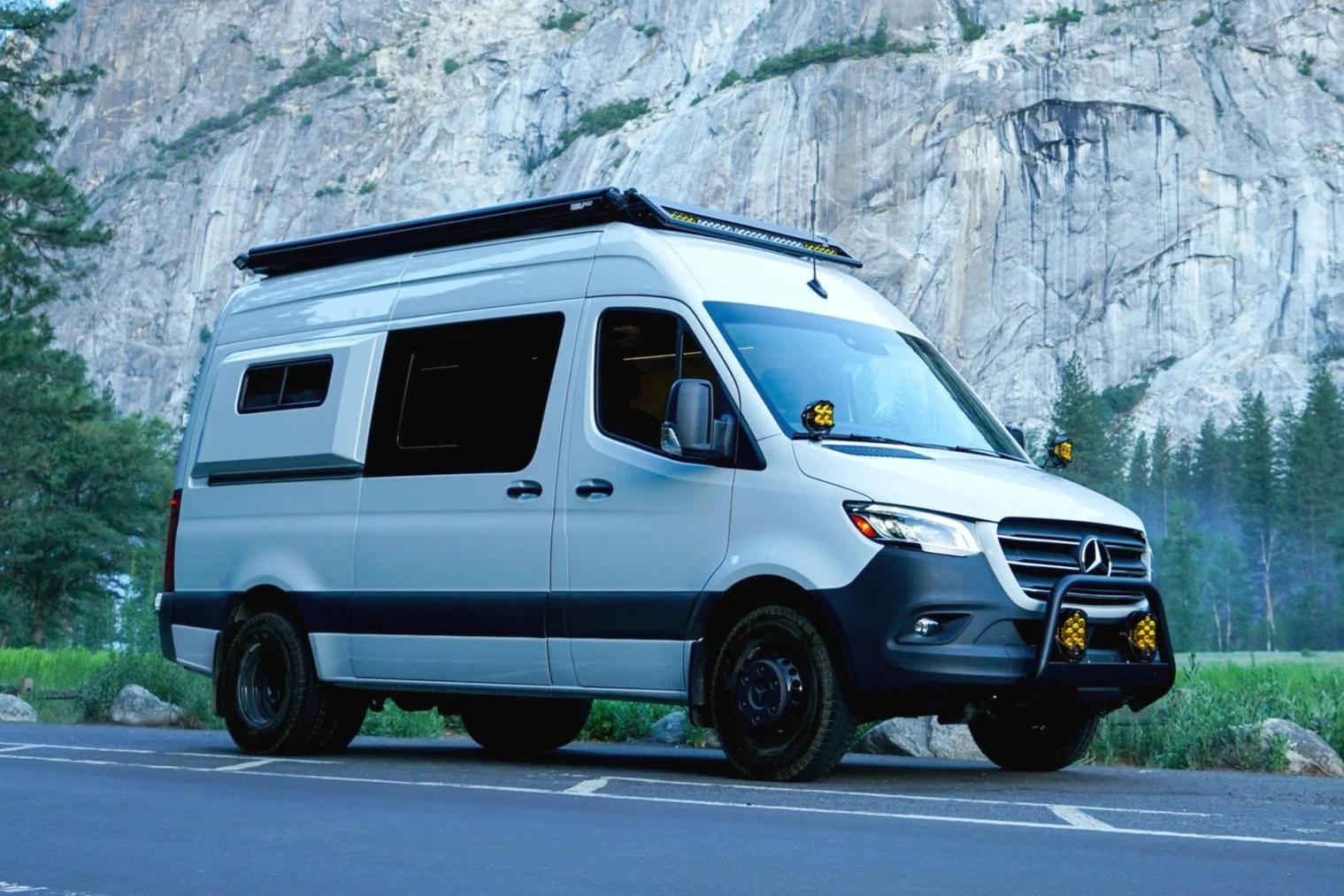 THE ROAMER - 2021 144" Mercedes Sprinter 3500XD