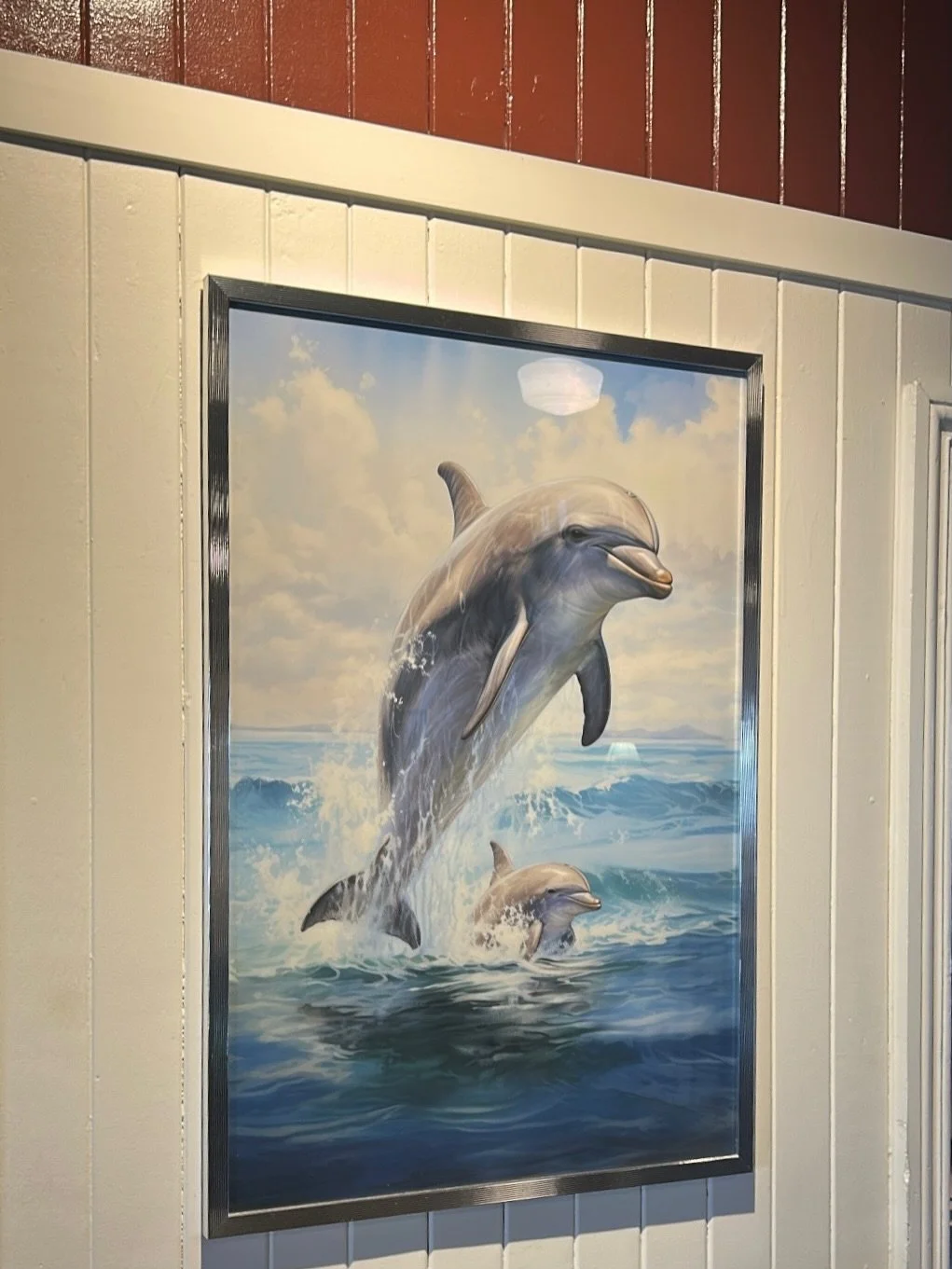 Dreamy interior at @halselodge_noosaheads a few weekends back. 

Forever obsessing over this blue velvet couch and dolphin artwork.