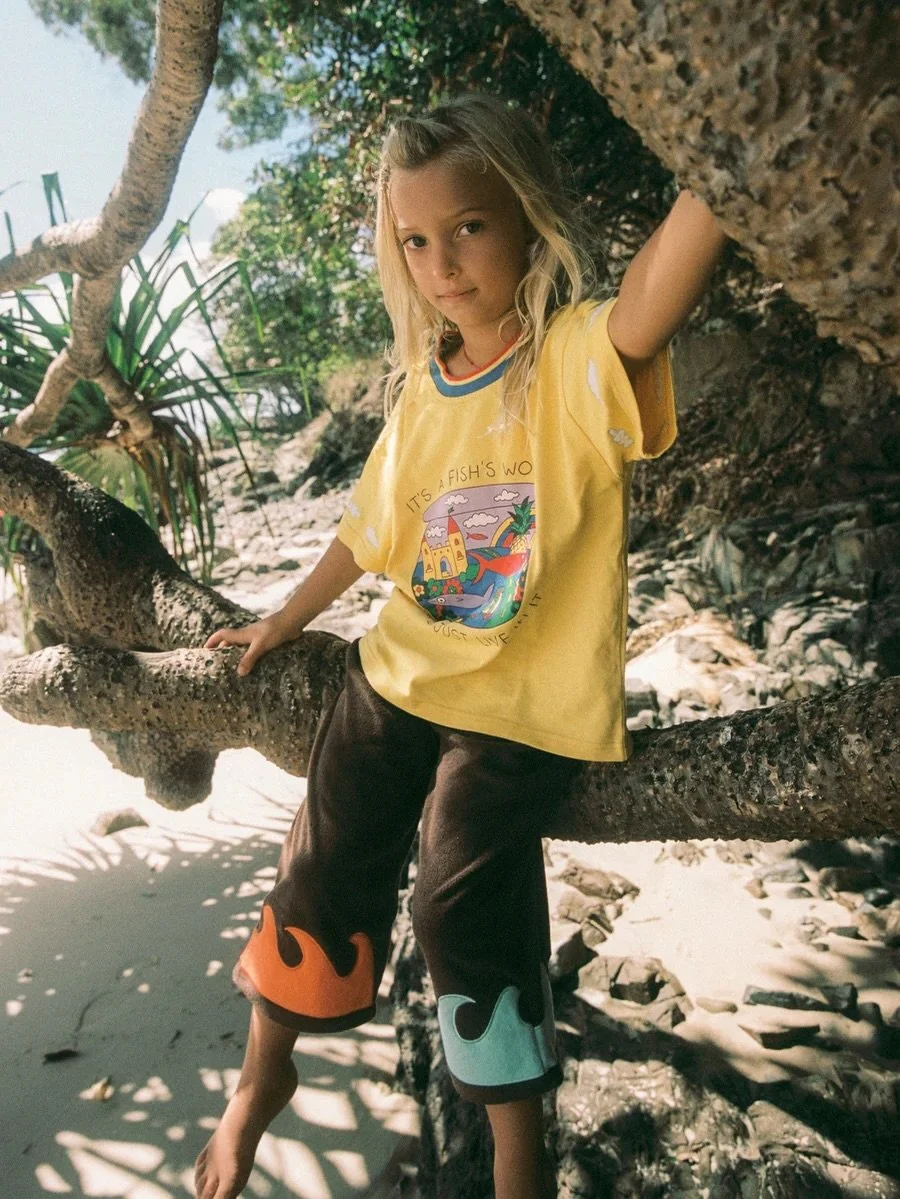 Some more shirt designs for the queen of all things fun @spicydugong.club 🐠🐬🐡

Models @yasminlight__ 
Shot by @_carlybrownphotographer_