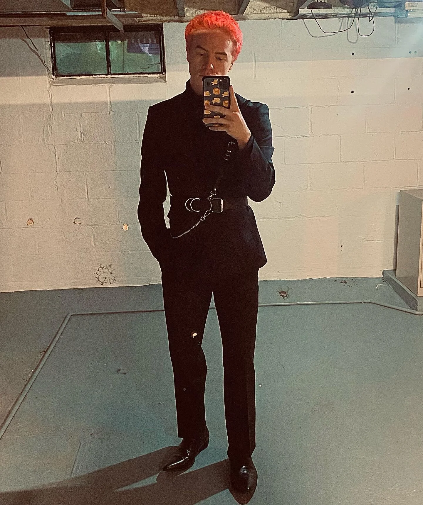 Met the devil last night! @hadestown ❤️&zwj;🔥🖤🔥
-
-
#hadestown #waitforme #harness #streetwear #blacksuit #mensfashion #menshair #pink