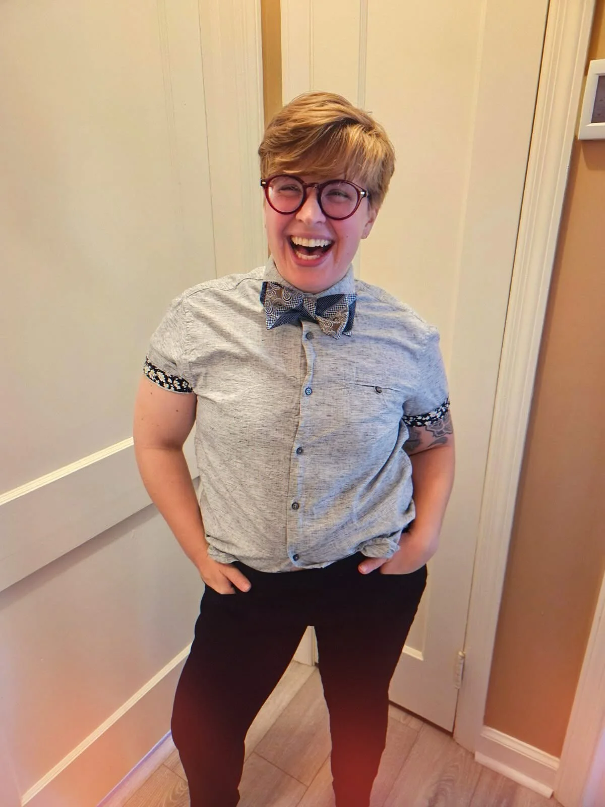 🚂MEET THE SKATERS OF GREENSBORO ROLLER DERBY🚂

Scrimmage School Spotlights! 

Meet Trash Kat, #336, They/She! 

Say hi to one of our newest derby pals, Trash Kat! They rolled into GSORD academy this past March but have been on wheels since the Skat